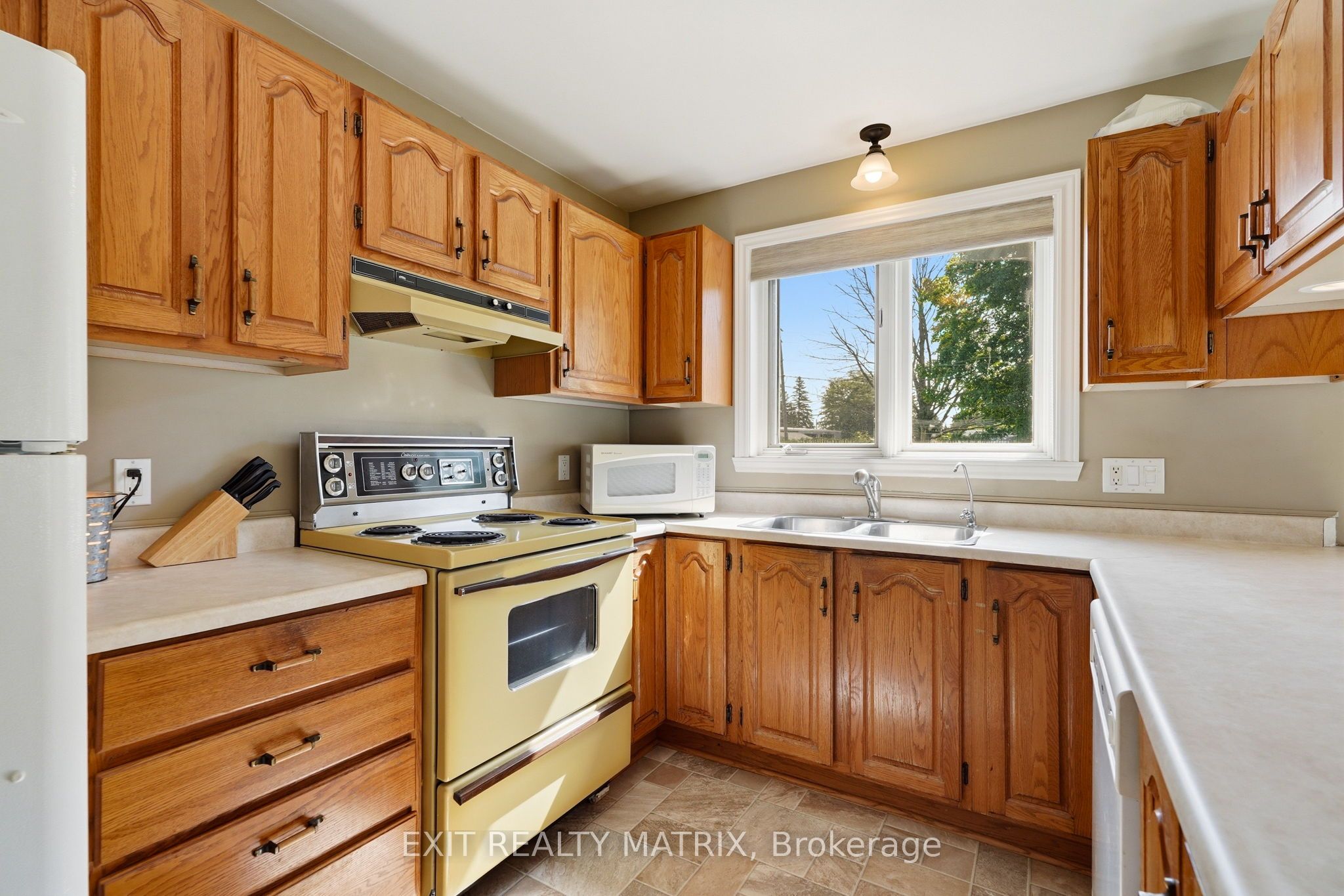3 Hillview Circle Property Photo 13