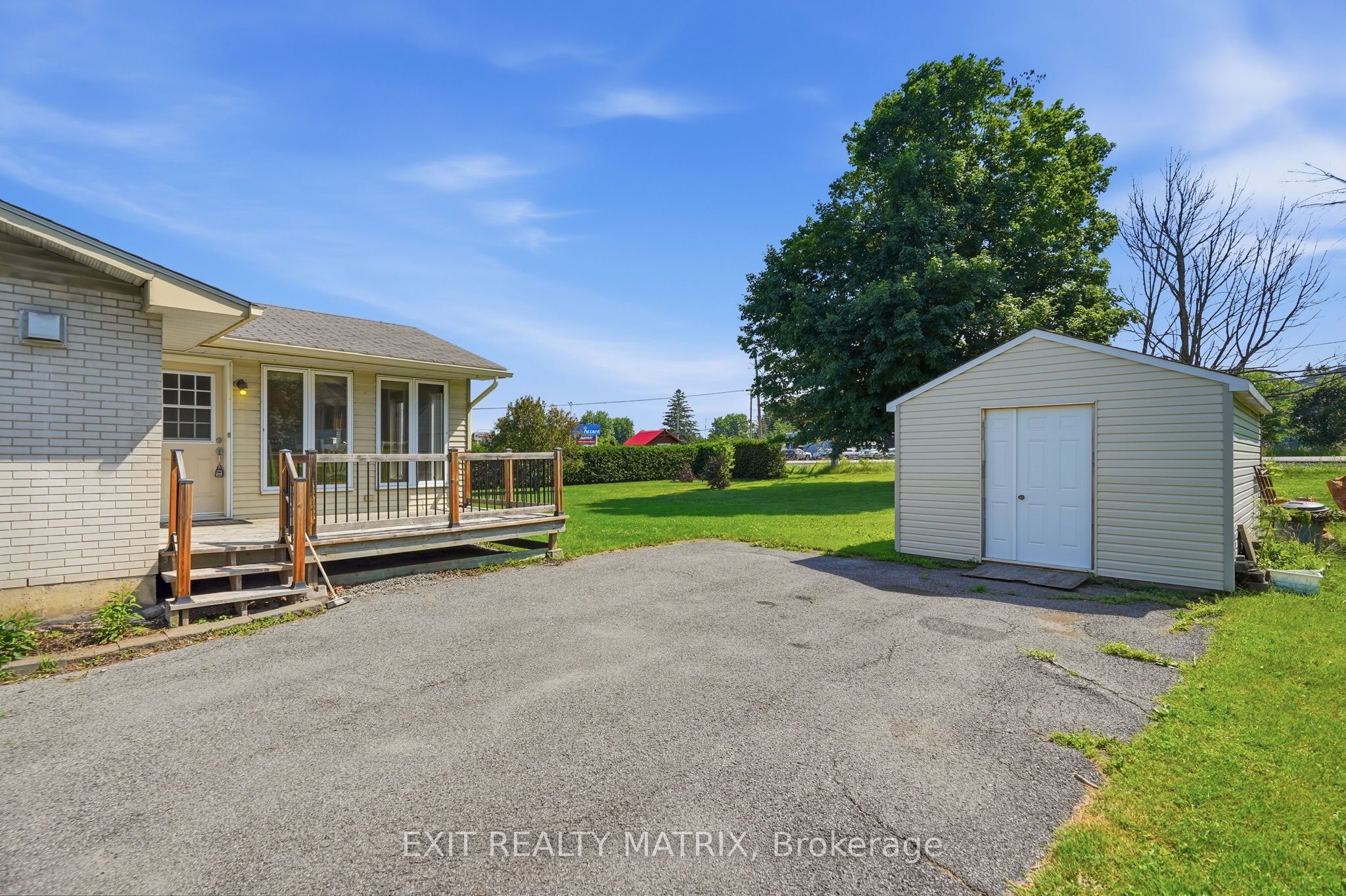 3 Hillview Circle Property Photo 26