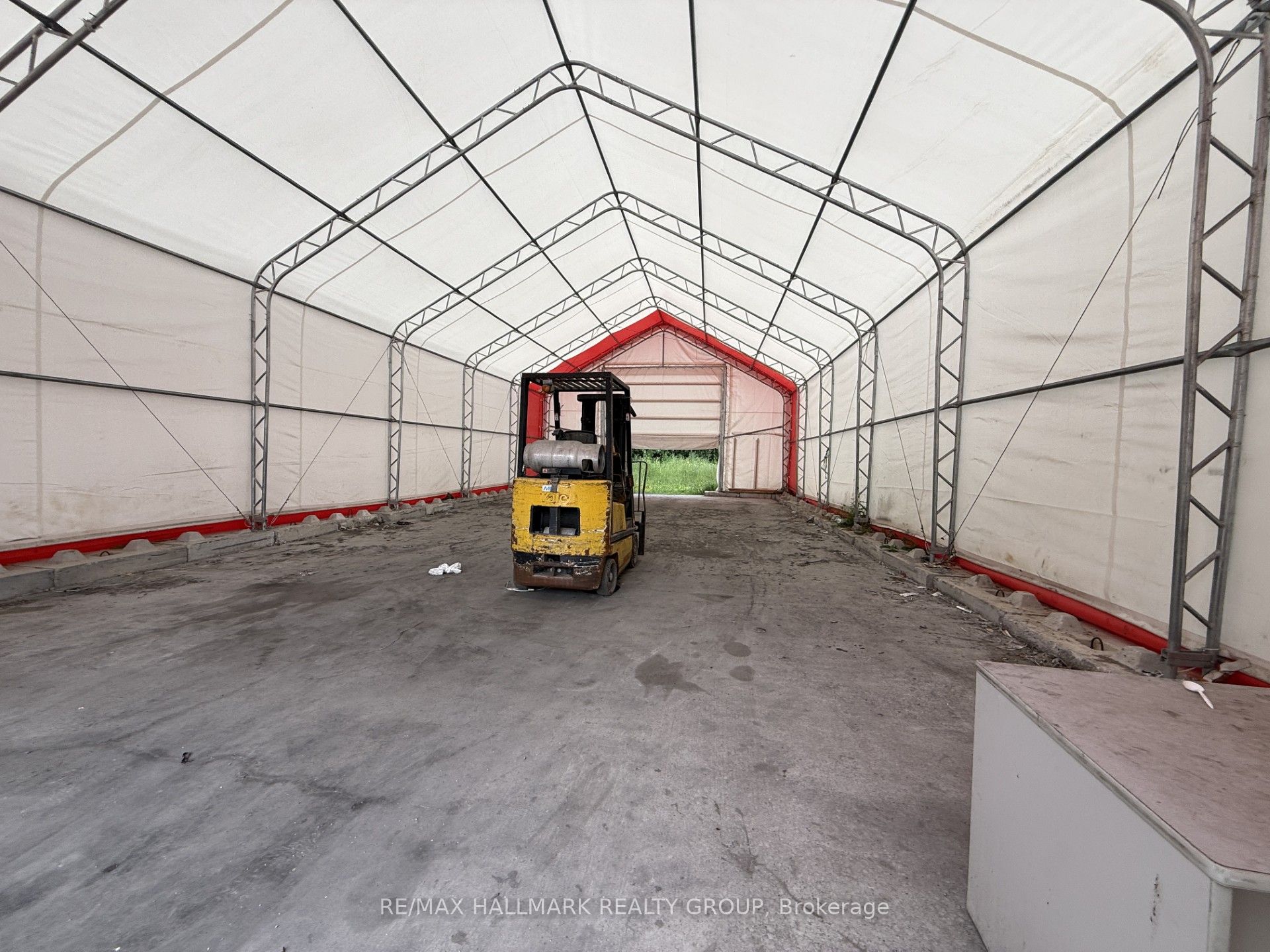 1475 Dwyer Hill Drive #1 Property Photo 2