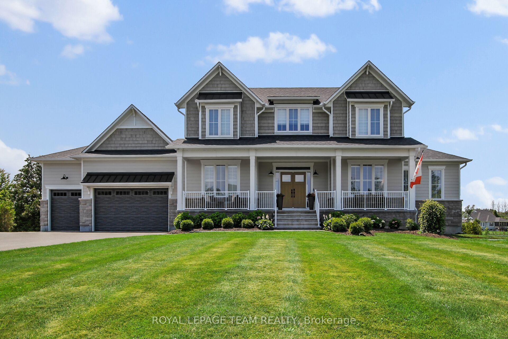 212 Kaswit Drive Property Photo 1