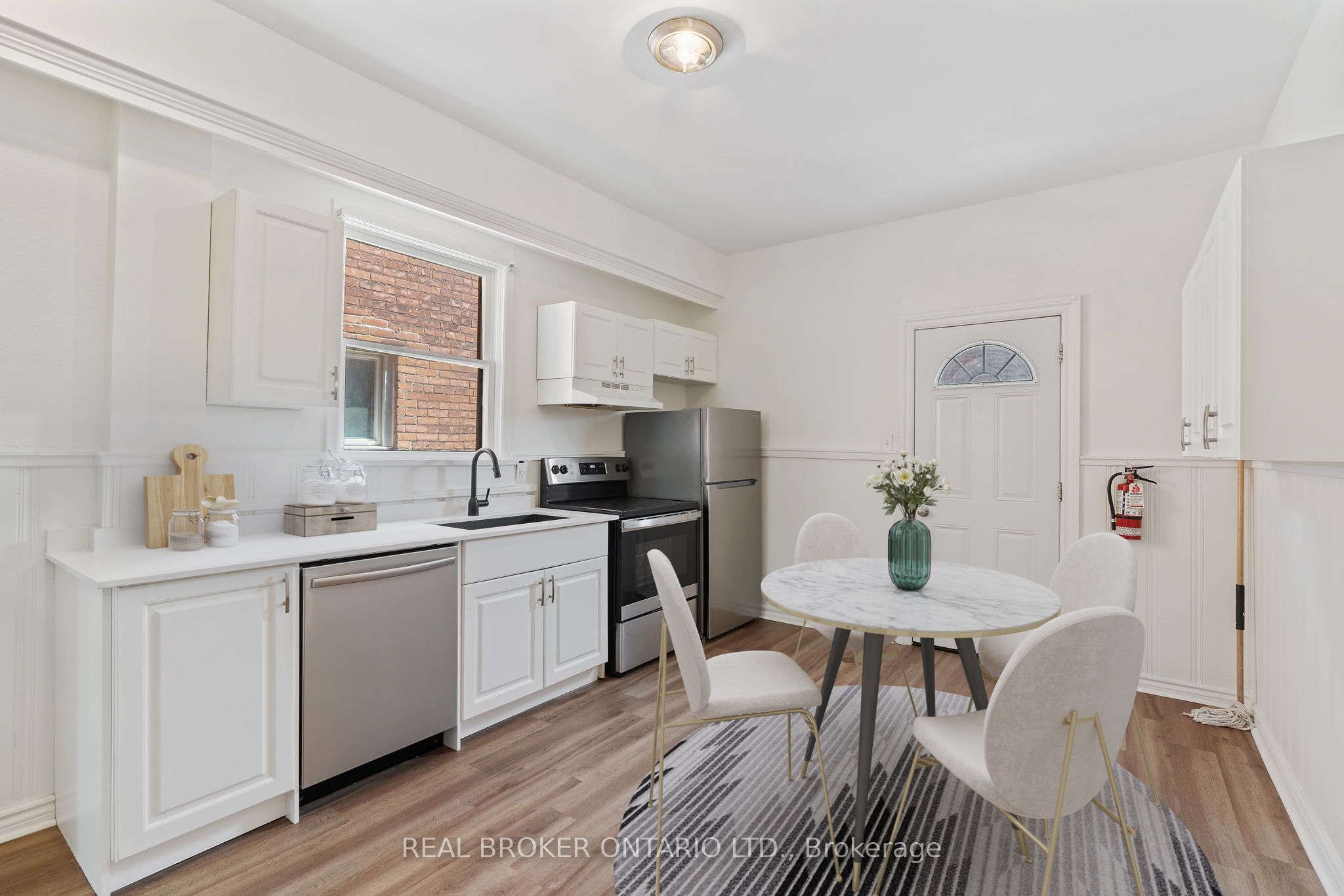40 Ashley Street Property Photo 9