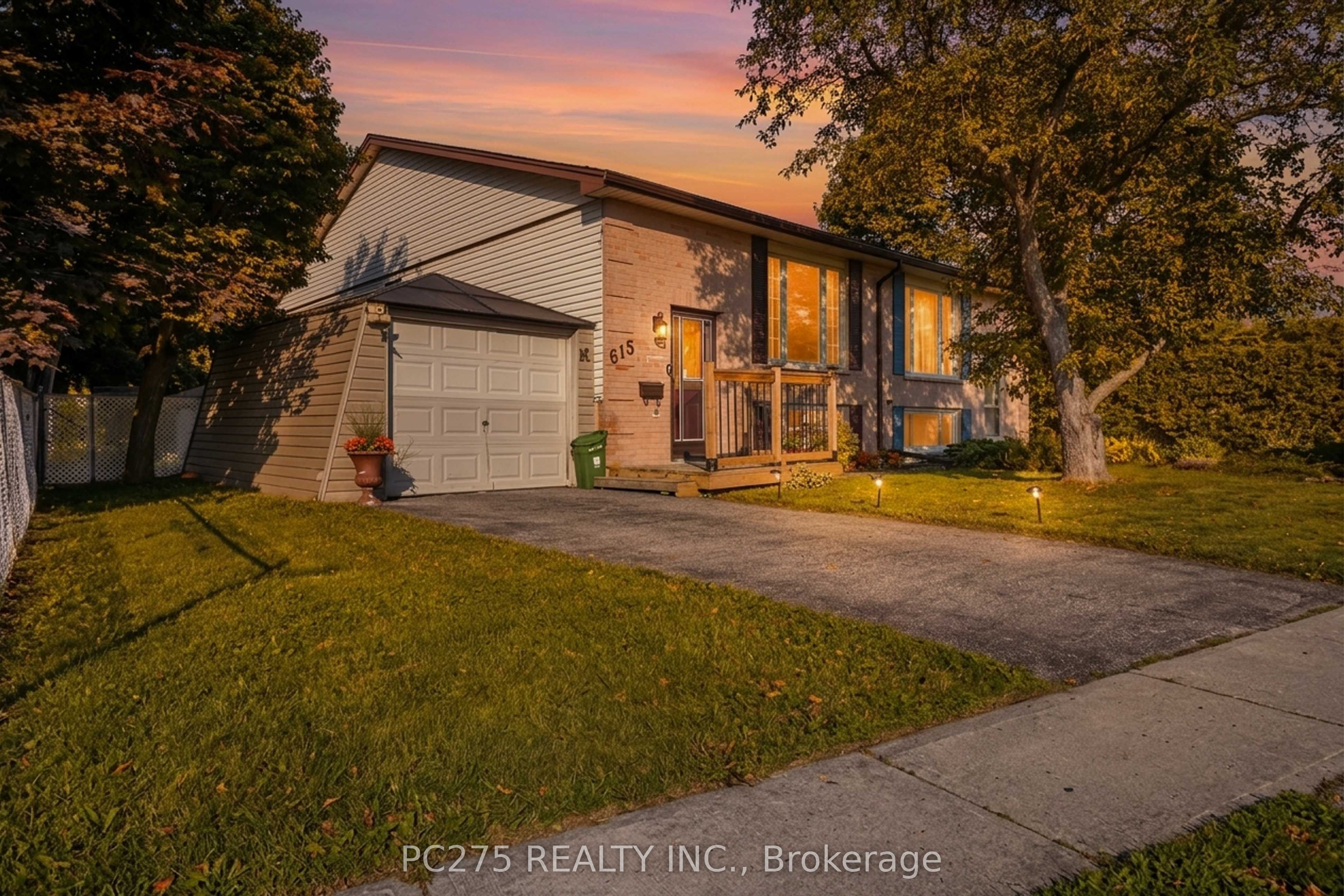 615 Deveron Crescent Property Photo 1