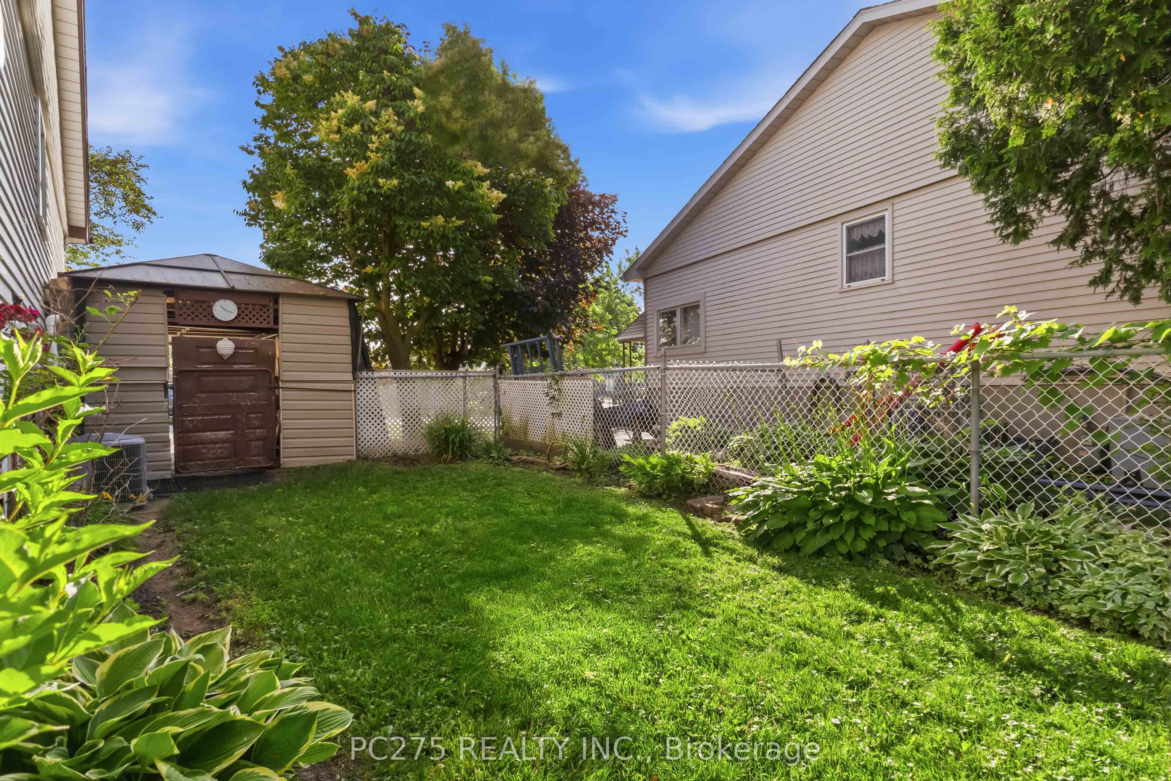 615 Deveron Crescent Property Photo 42
