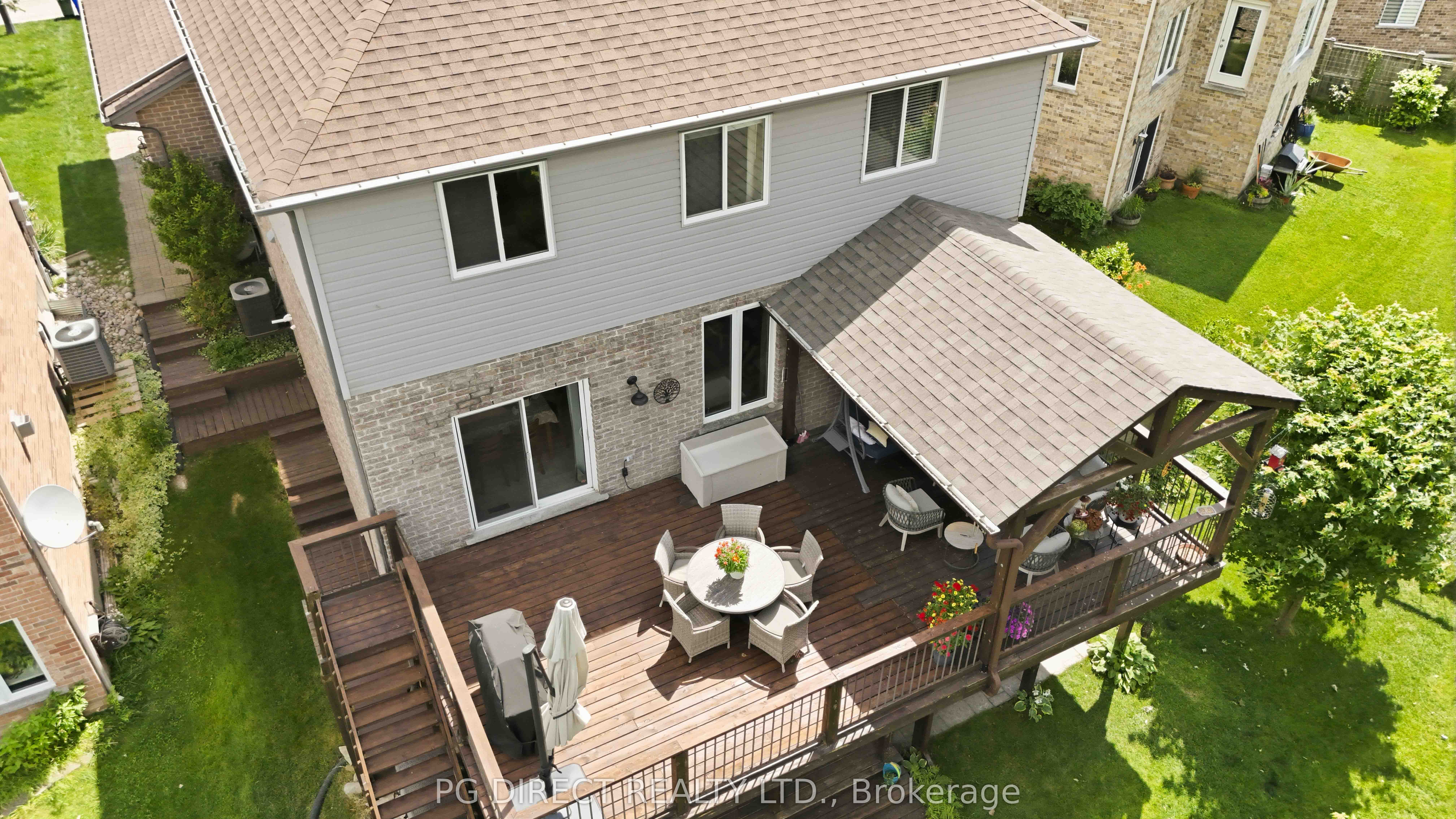 1040 Hanson Crescent Property Photo 28