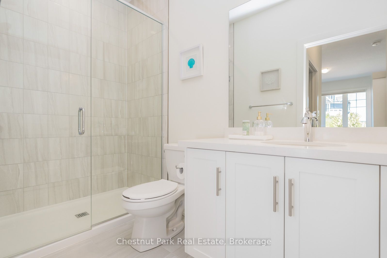 161 Hawthorn Crescent Property Photo 21