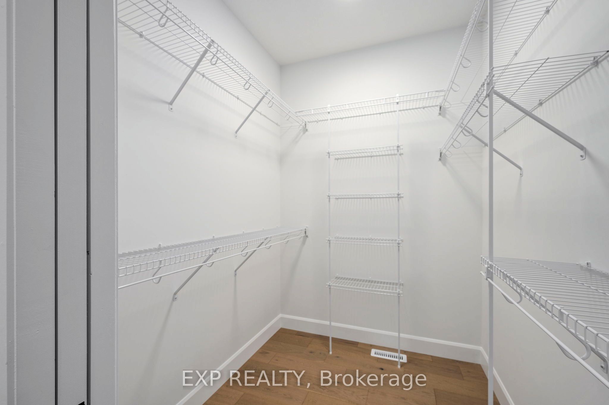 2032 Wickerson Road Property Photo 25