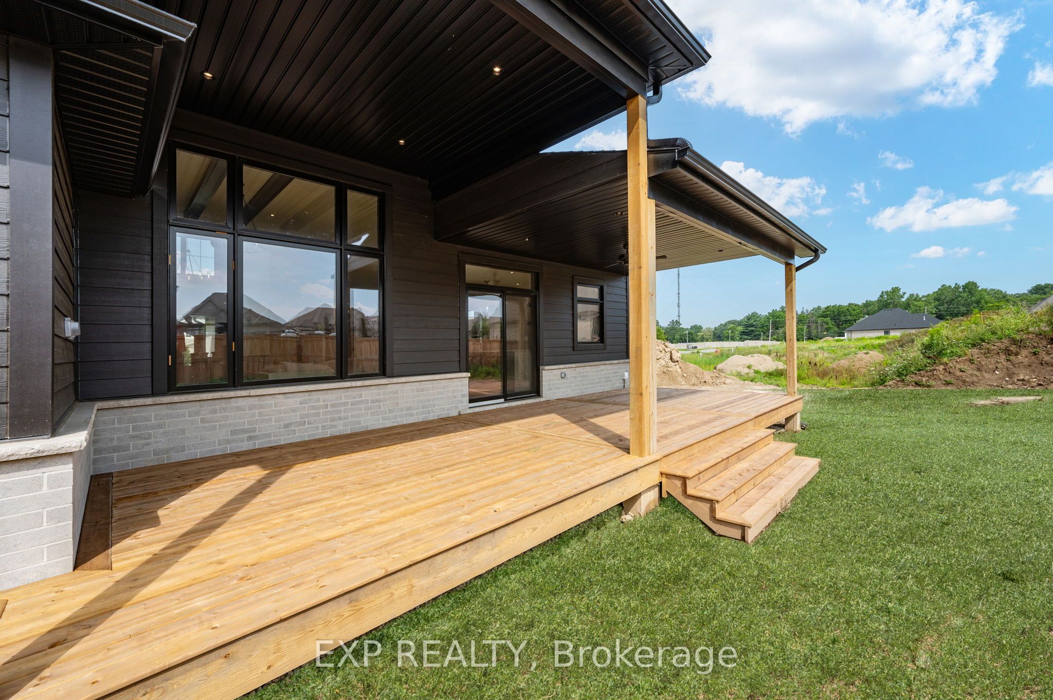 2032 Wickerson Road Property Photo 30