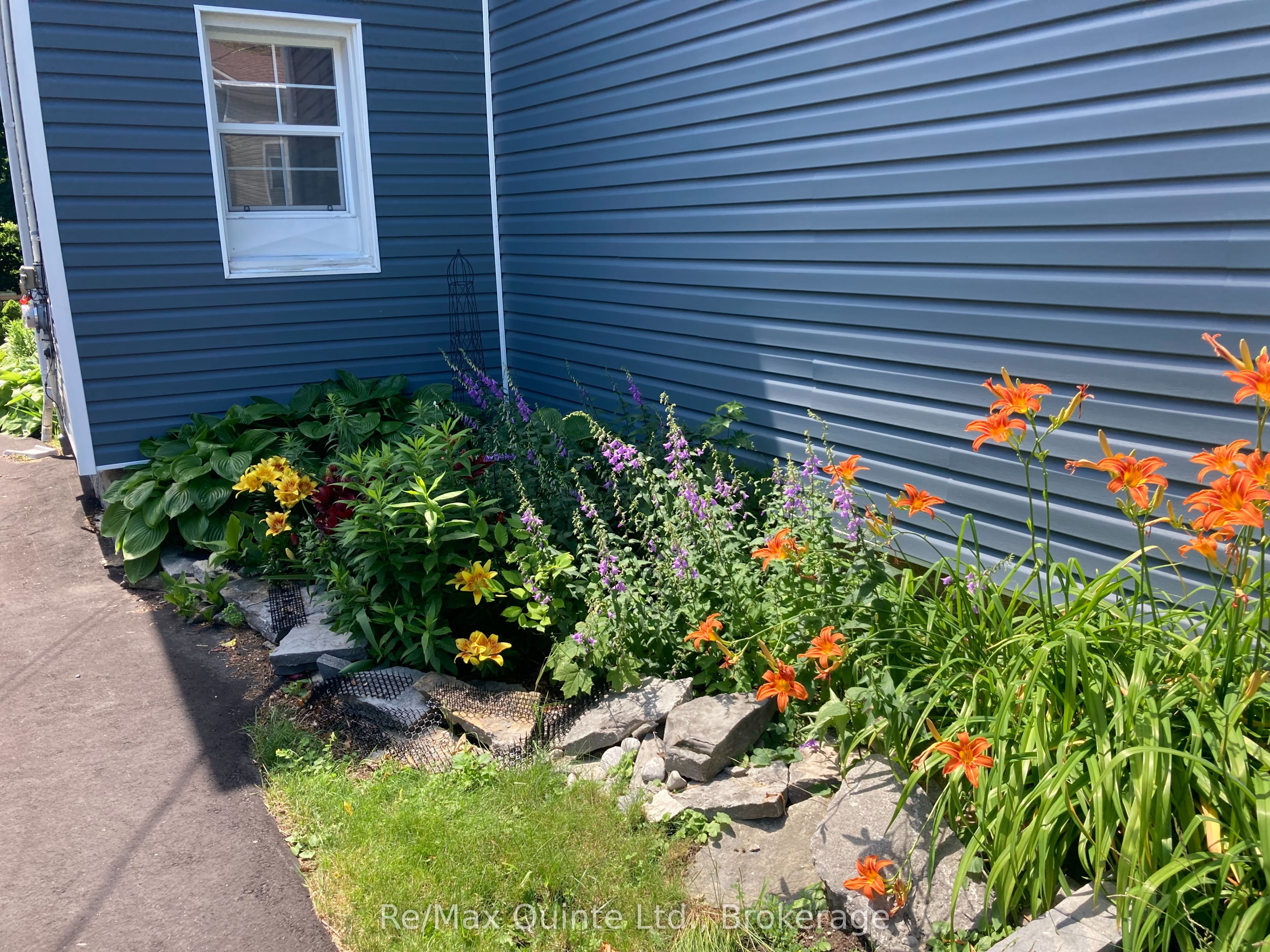 97 Spring Street Property Photo 3