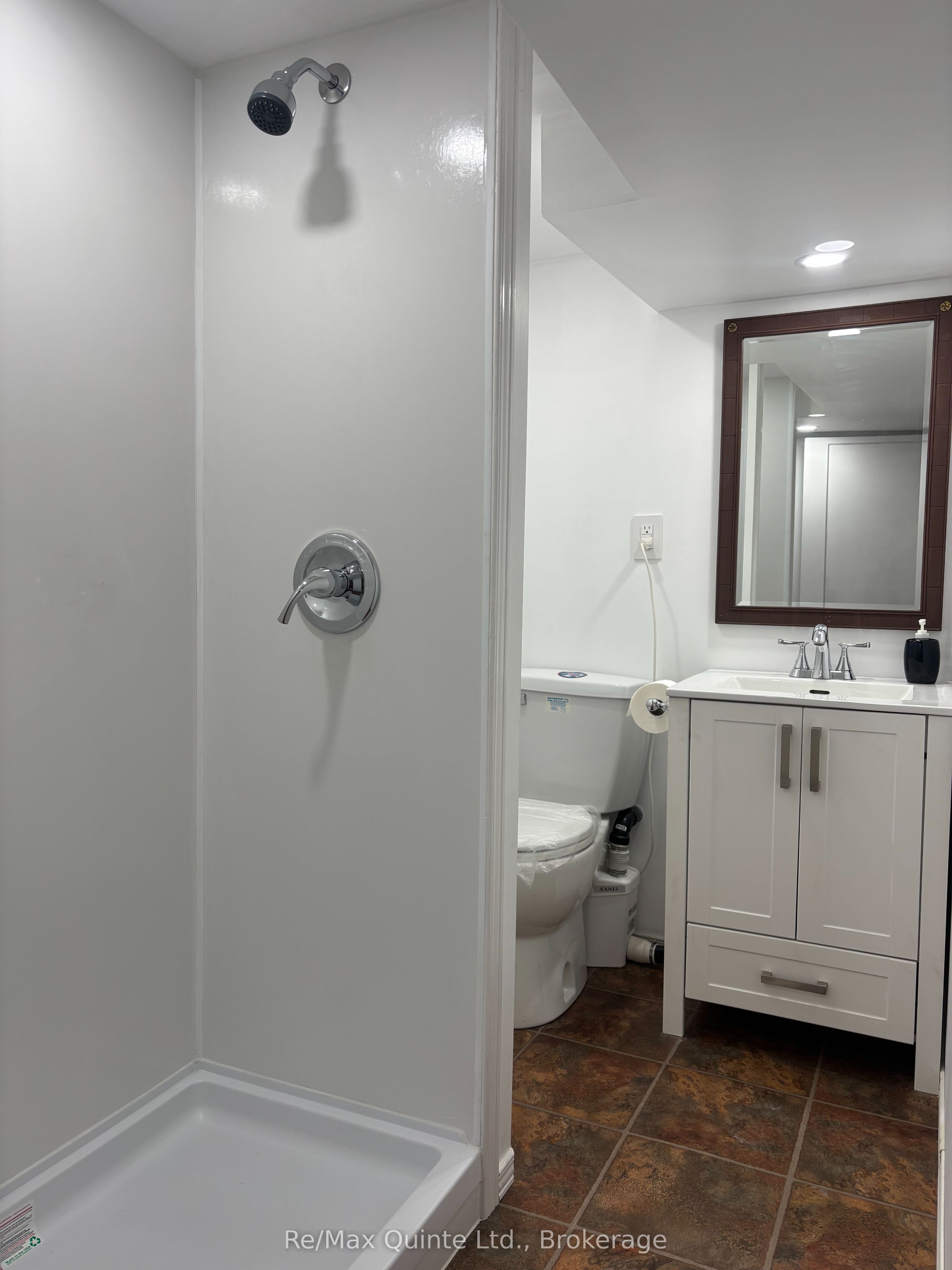 97 Spring Street Property Photo 22