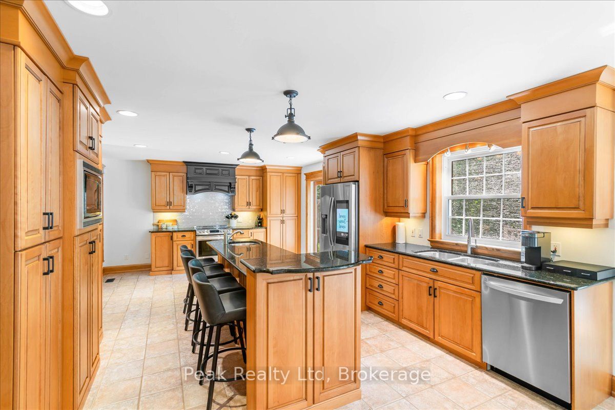 218 Wilson Avenue Property Photo 11