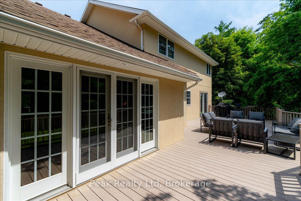 218 Wilson Avenue Property Photo 40