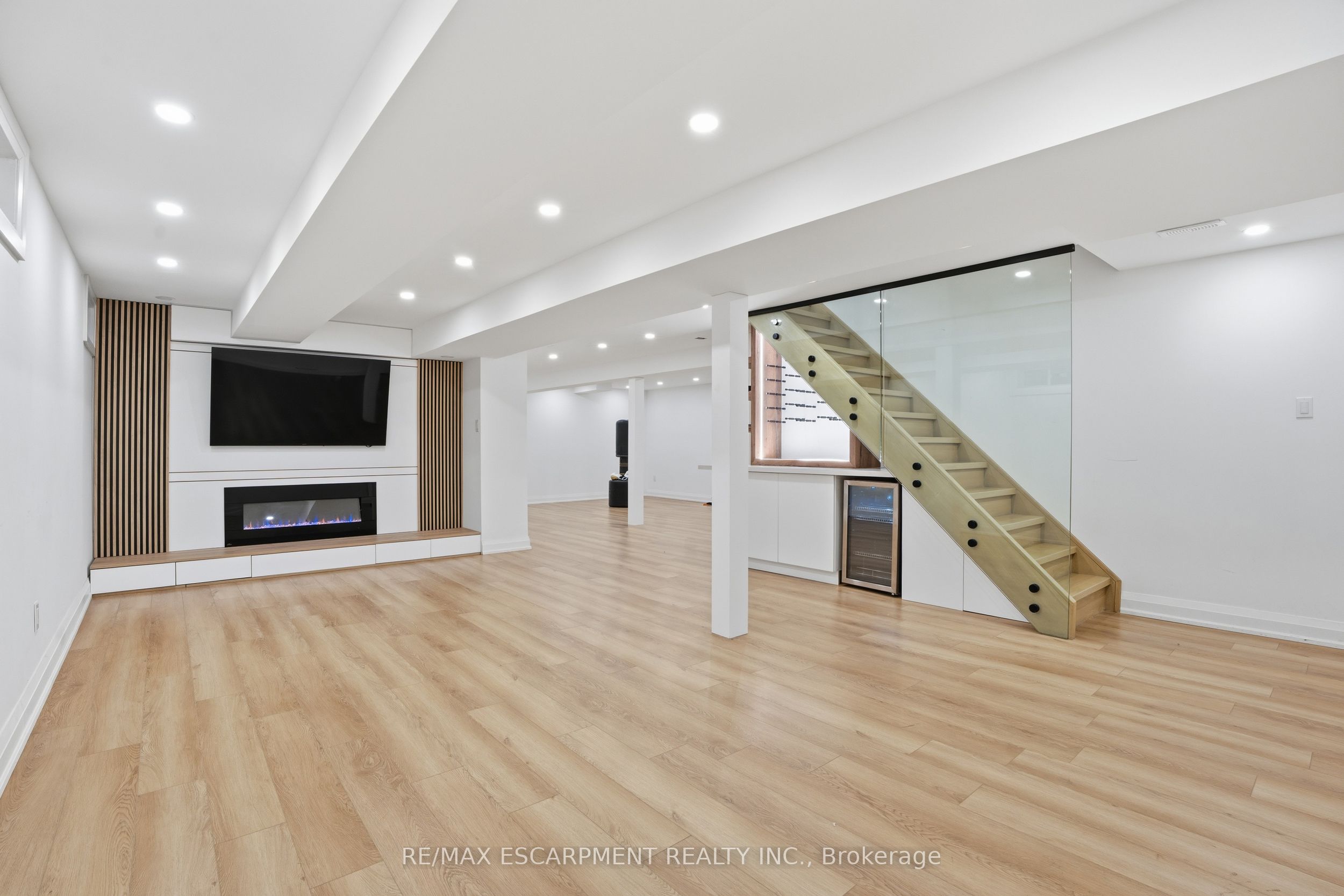 108 Greenshire Drive Property Photo 29