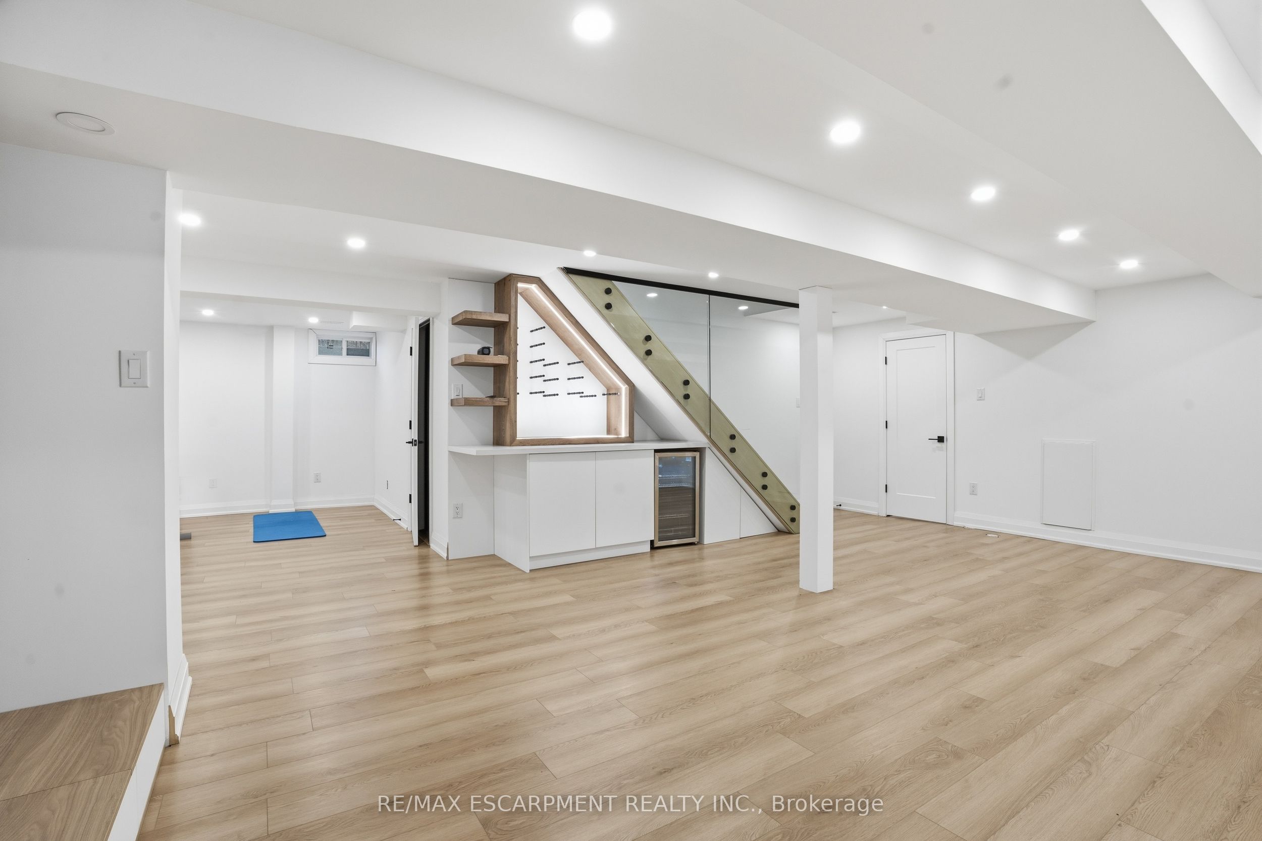 108 Greenshire Drive Property Photo 31