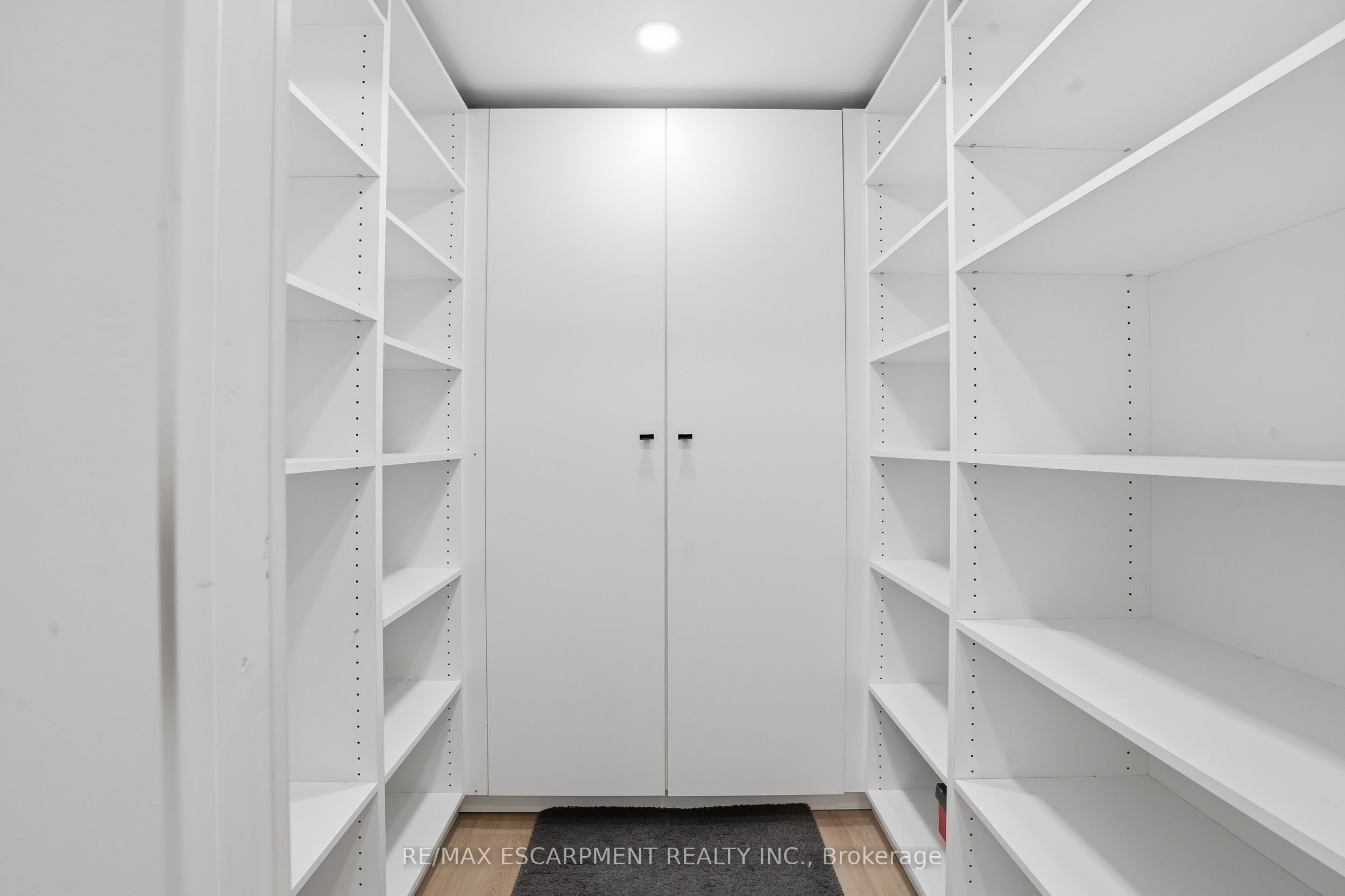 108 Greenshire Drive Property Photo 35