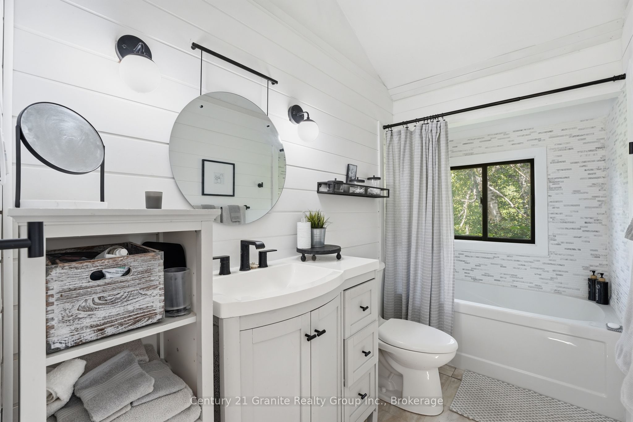 1012 Shetland Road Property Photo 25