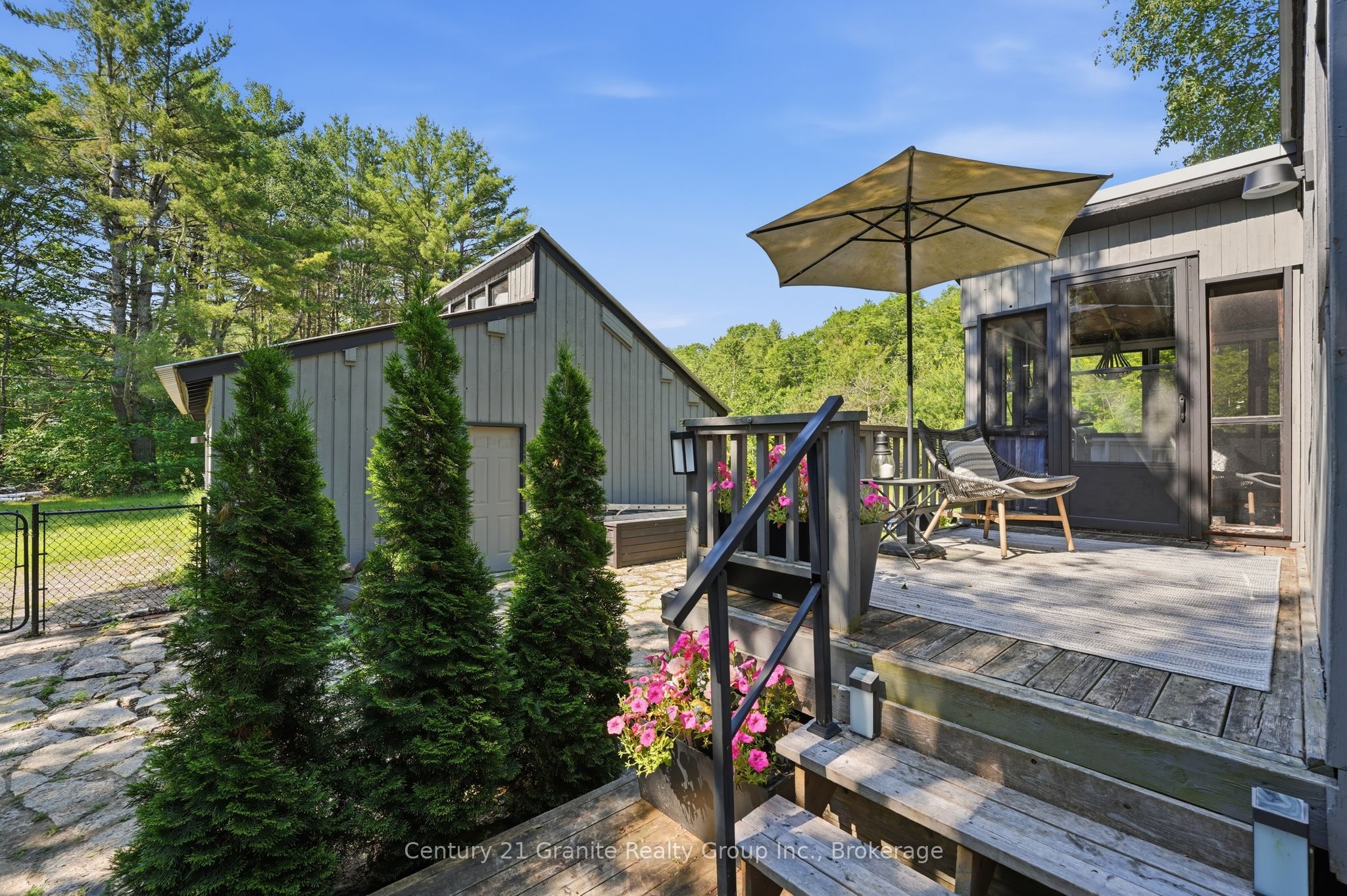 1012 Shetland Road Property Photo 28