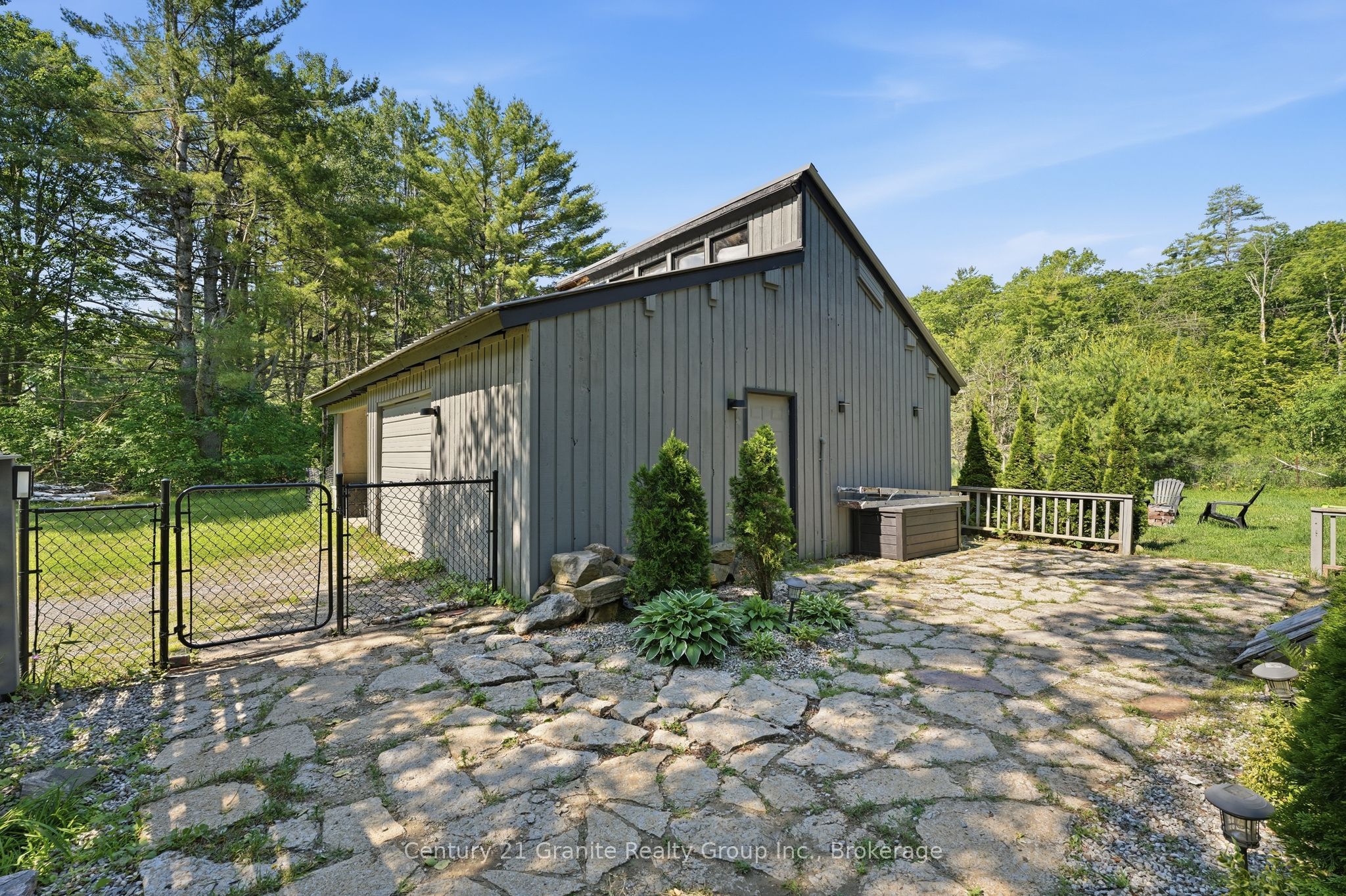 1012 Shetland Road Property Photo 34