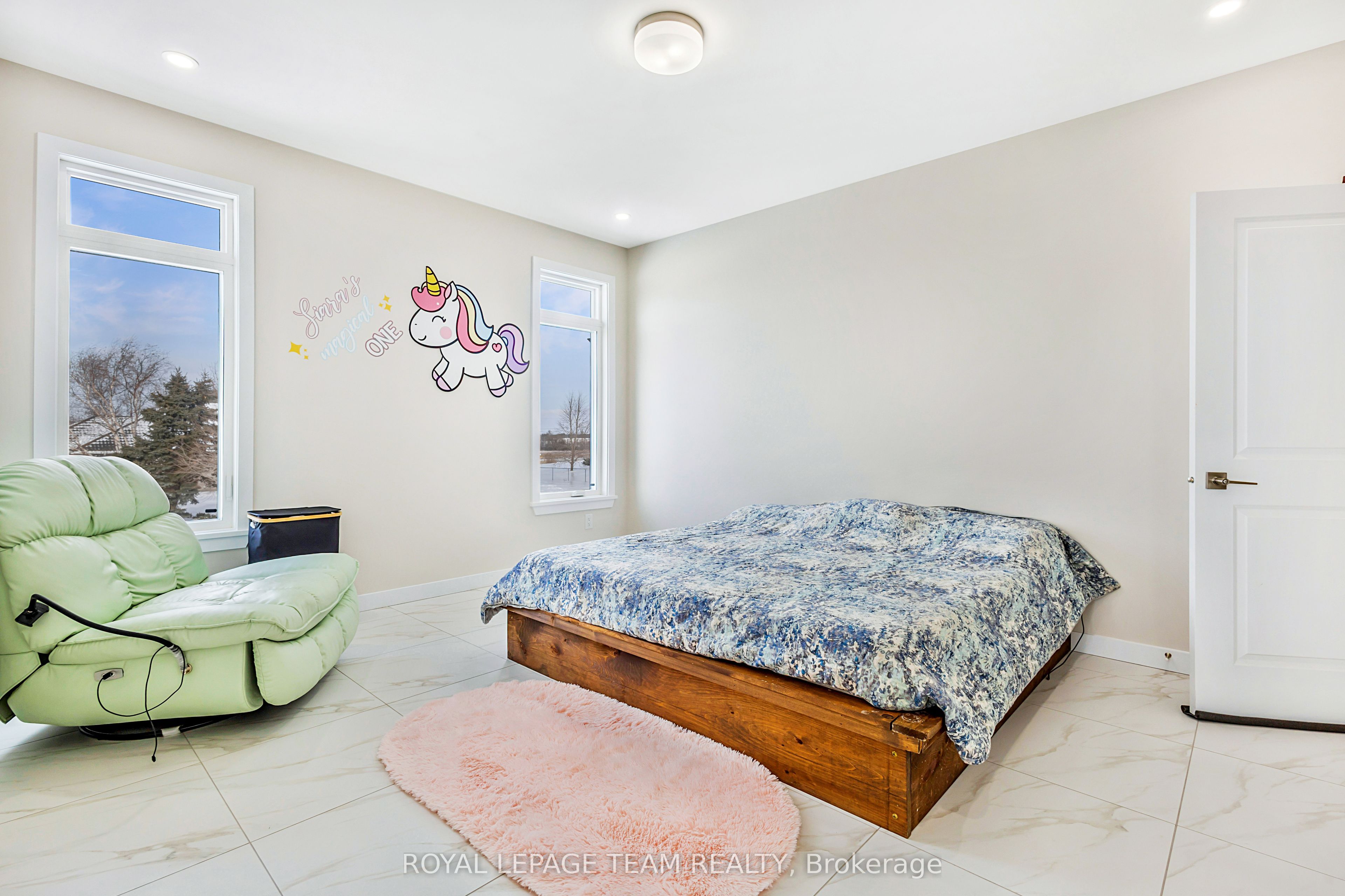 224 Trudeau Crescent Property Photo 24