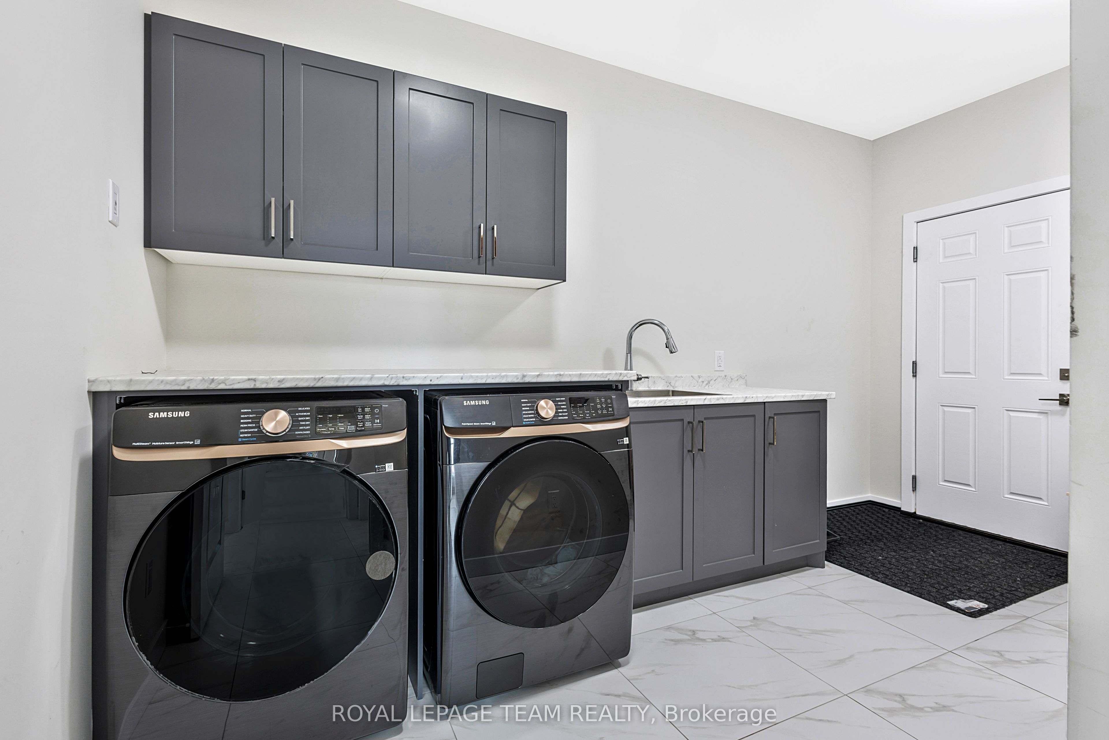 224 Trudeau Crescent Property Photo 39