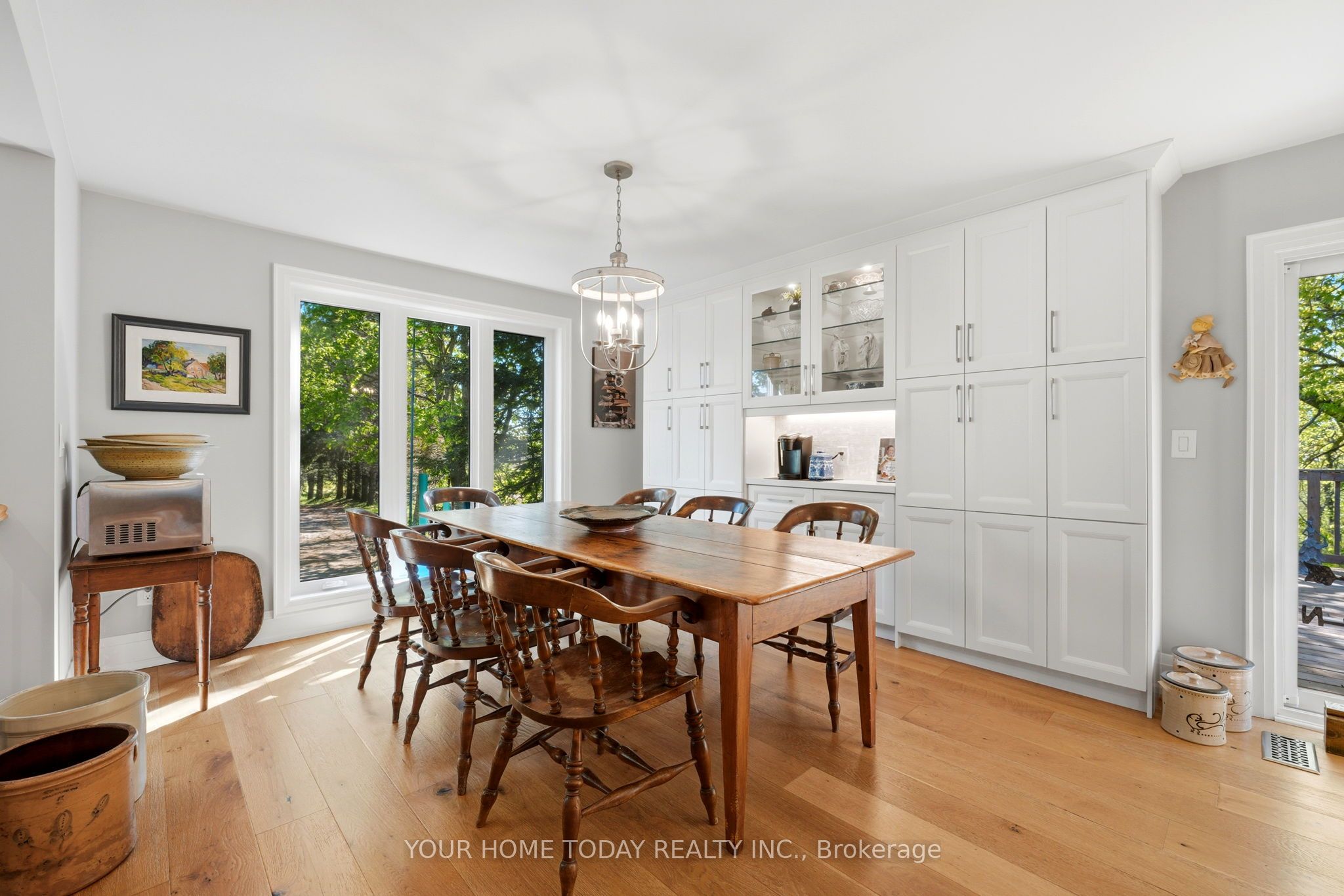 5214 Tenth Line Property Photo 15