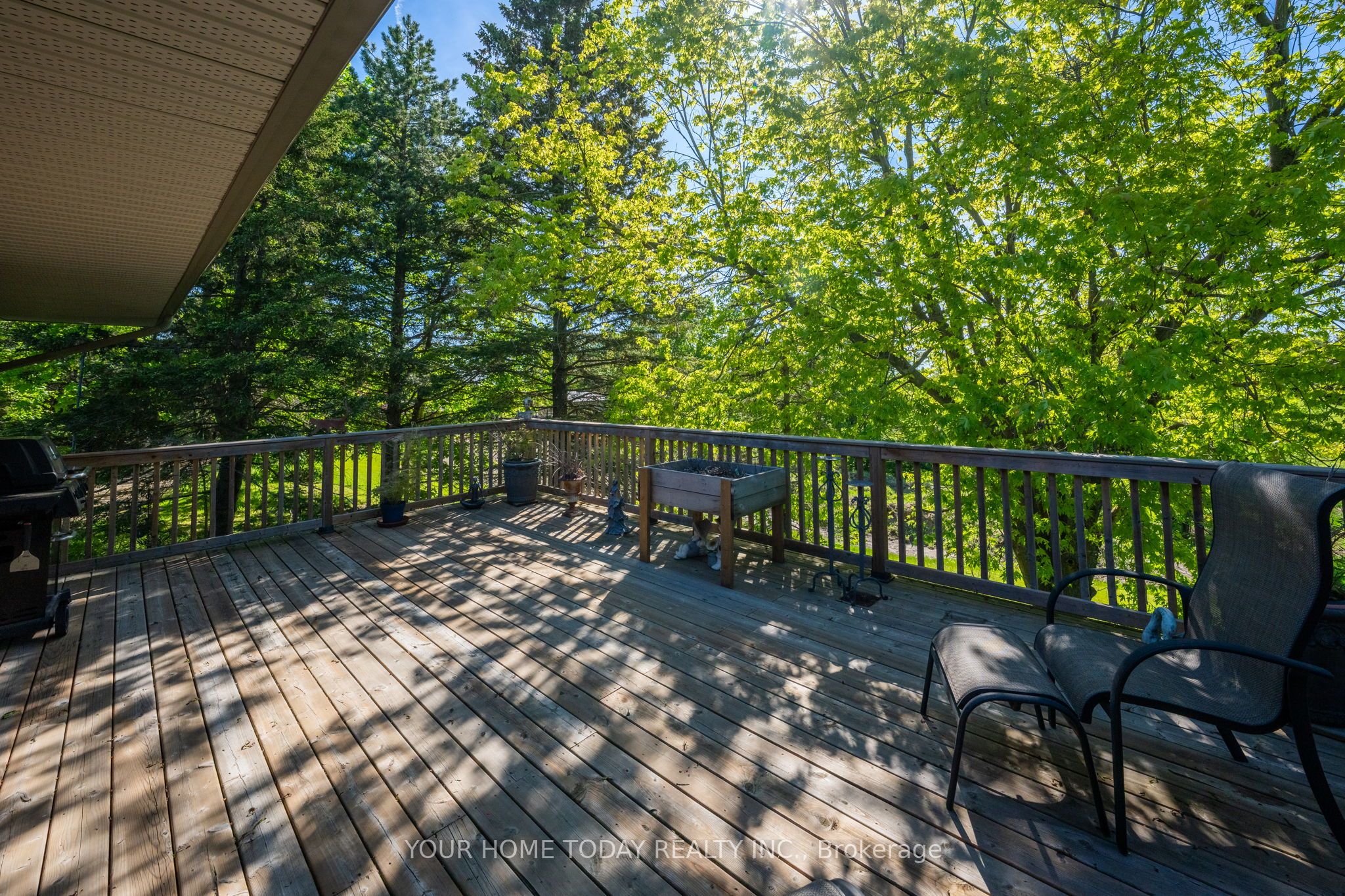5214 Tenth Line Property Photo 18