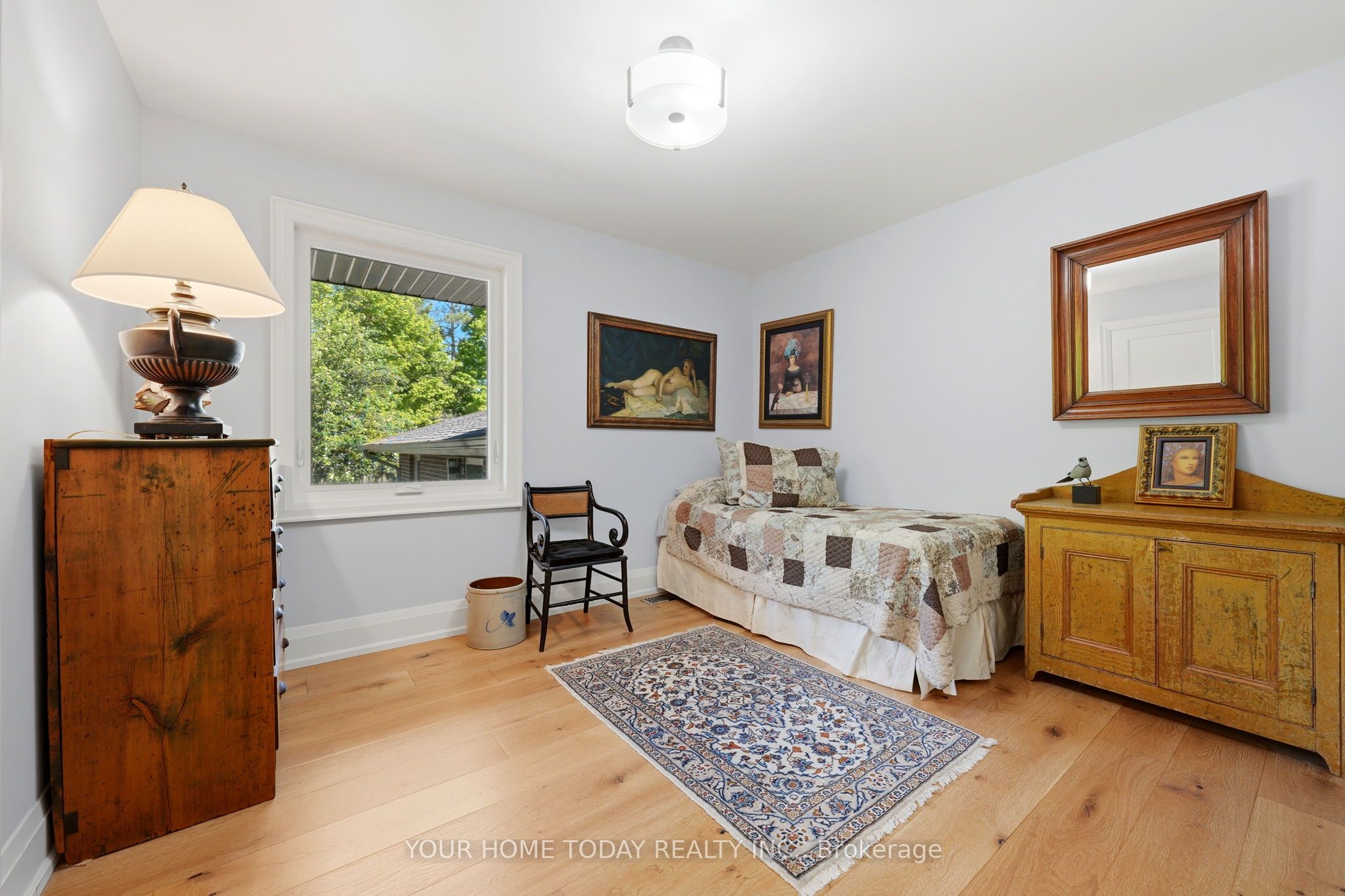 5214 Tenth Line Property Photo 24