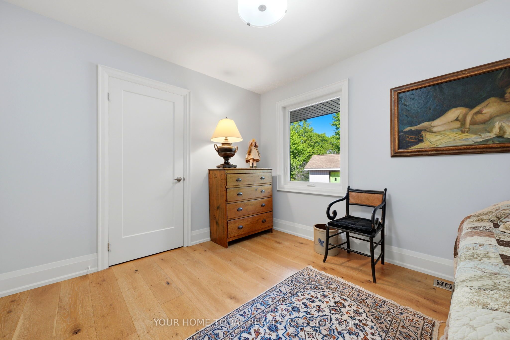 5214 Tenth Line Property Photo 25