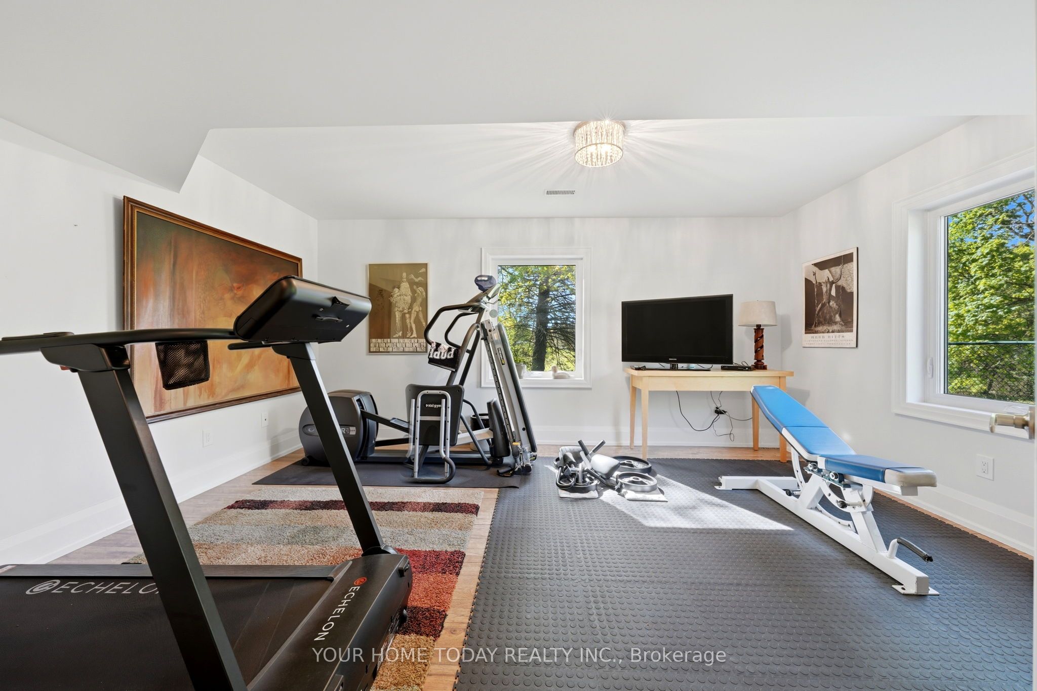 5214 Tenth Line Property Photo 32