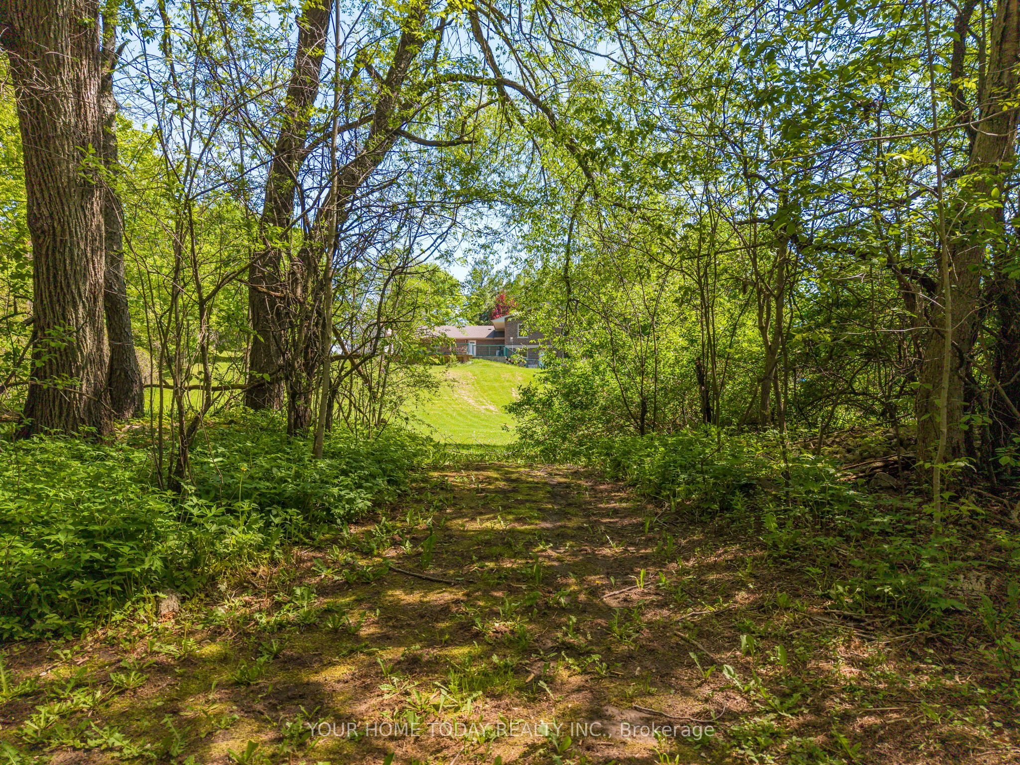 5214 Tenth Line Property Photo 38