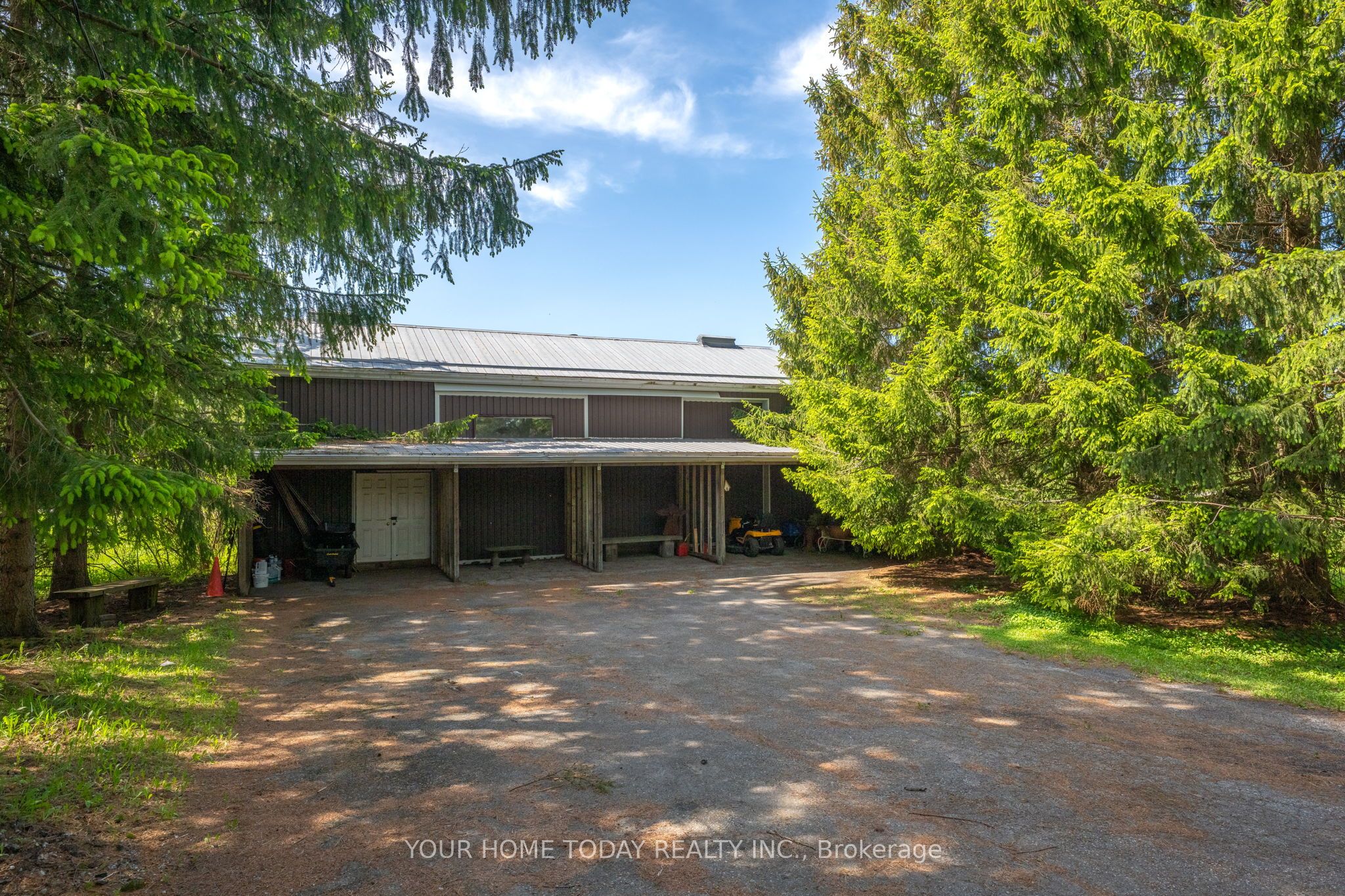 5214 Tenth Line Property Photo 41