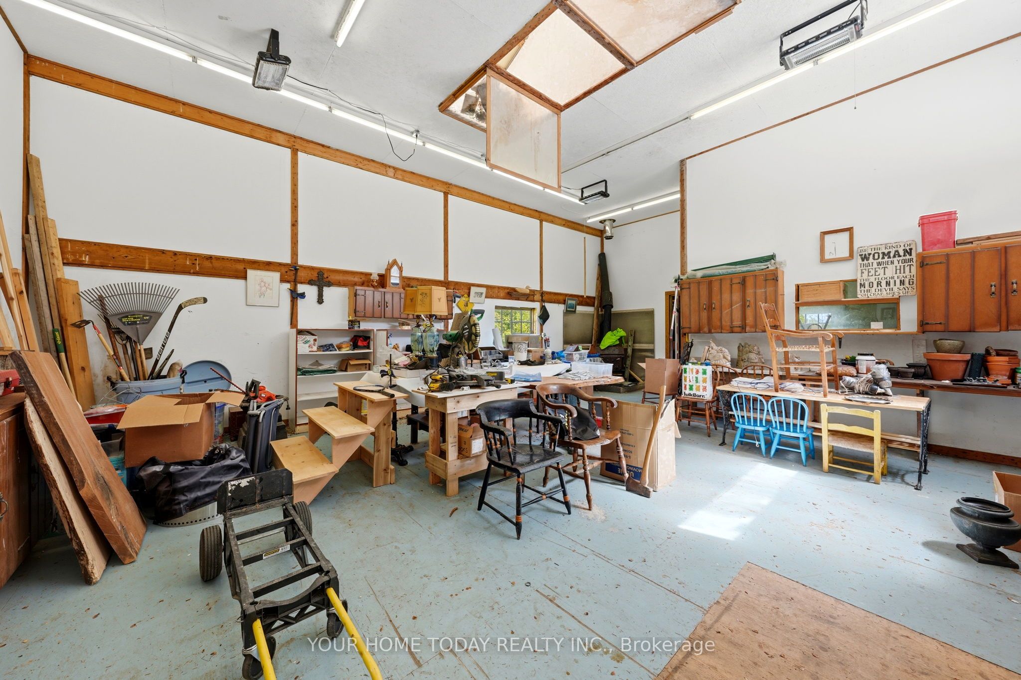 5214 Tenth Line Property Photo 44