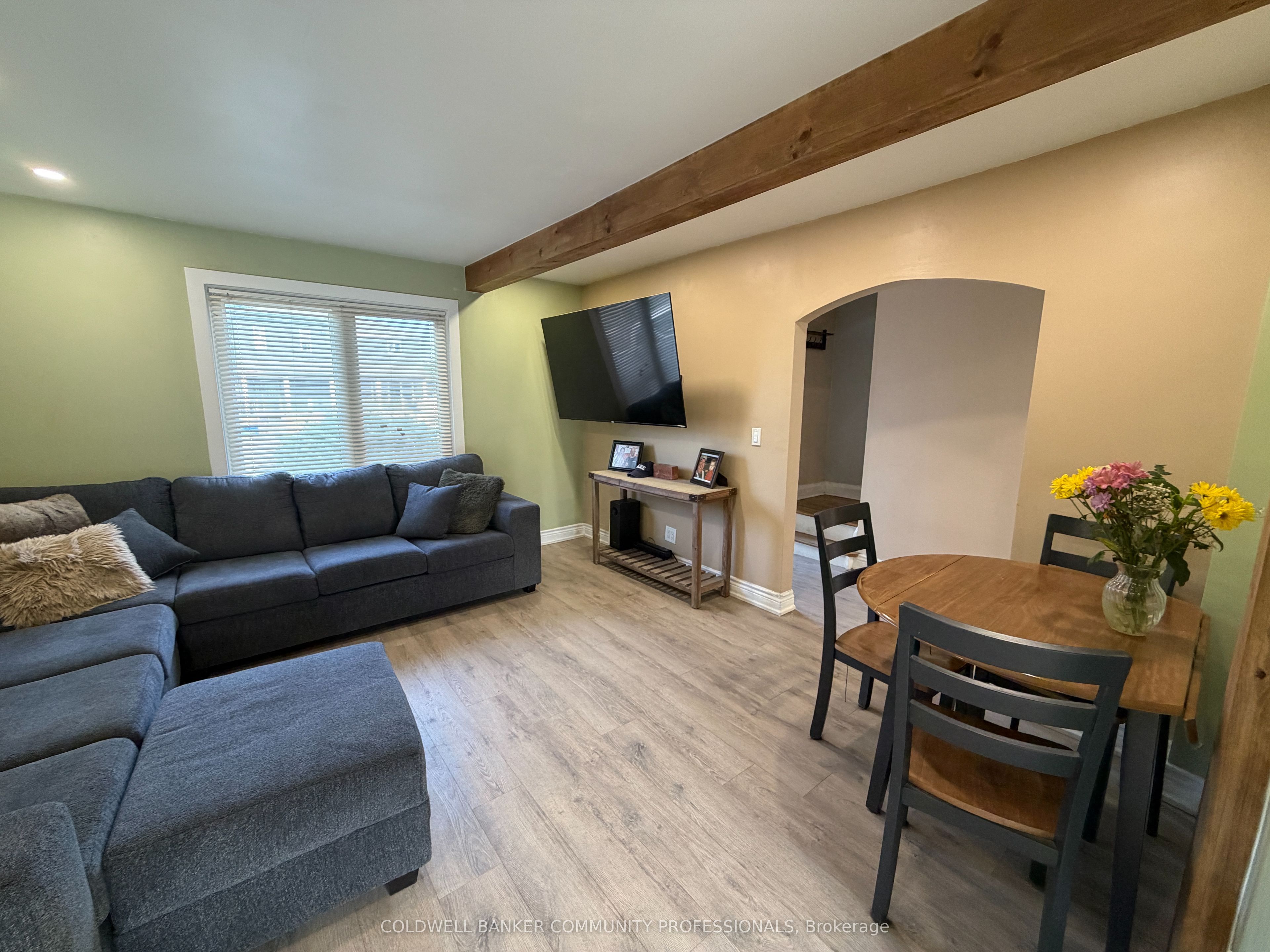 94 Howard Avenue Property Photo 3