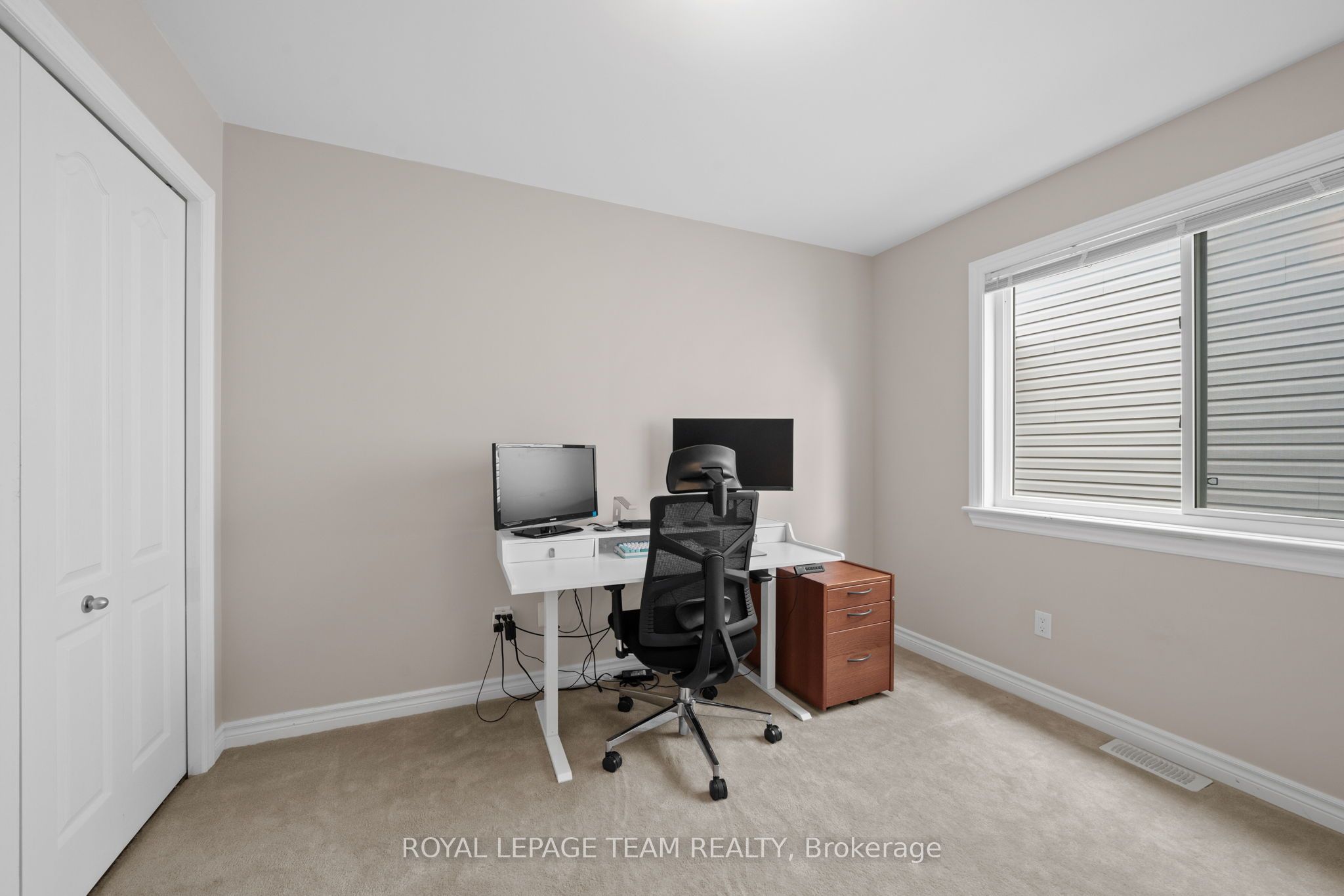 6 Stonehaven Way Property Photo 31