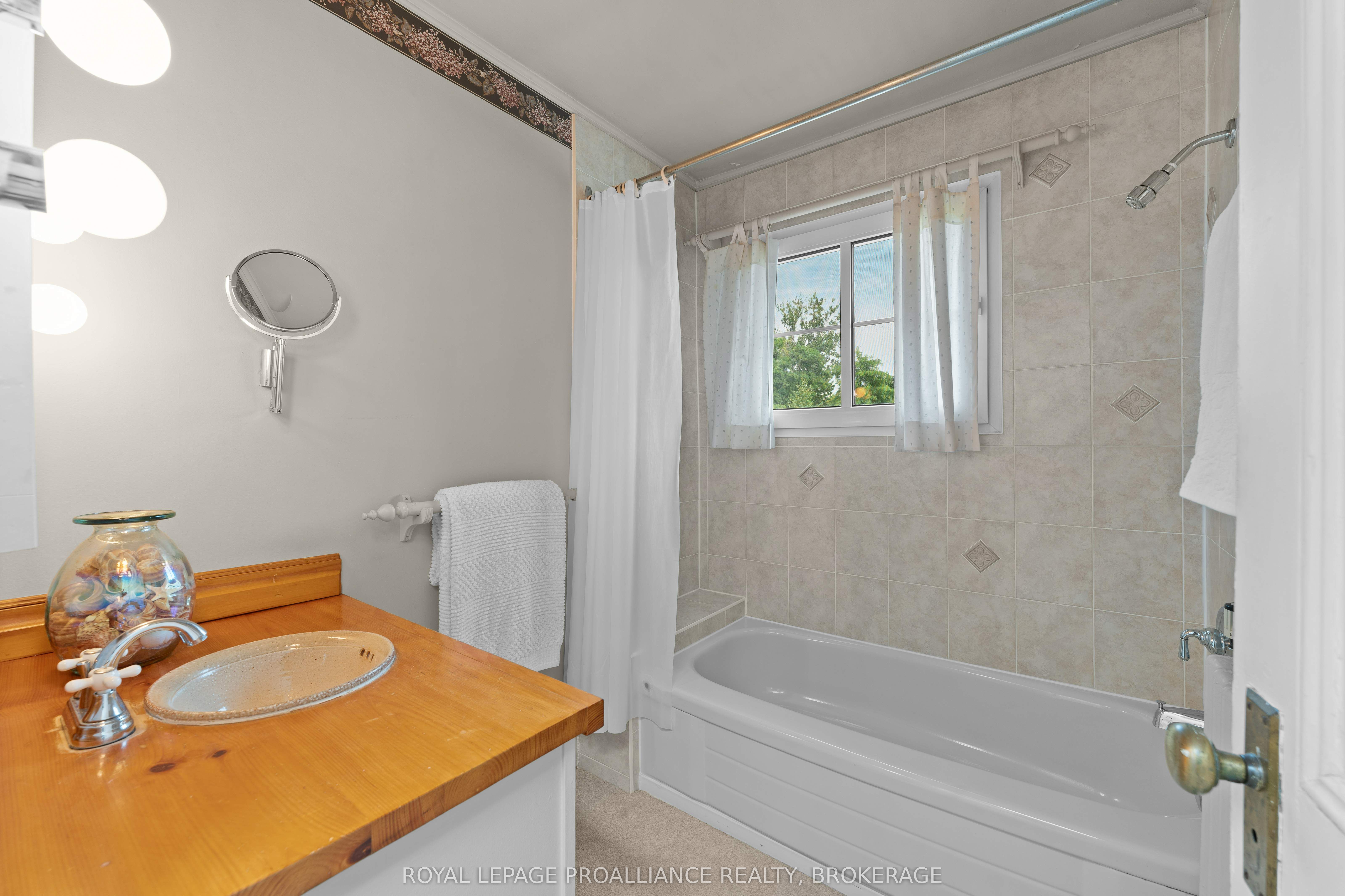 2 Alwington Avenue Property Photo 32