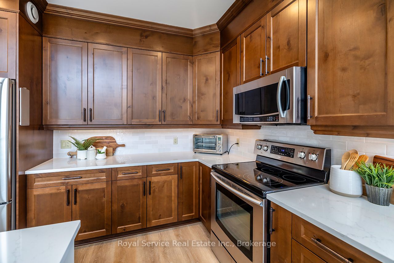 709 Carveth Drive Property Photo 10