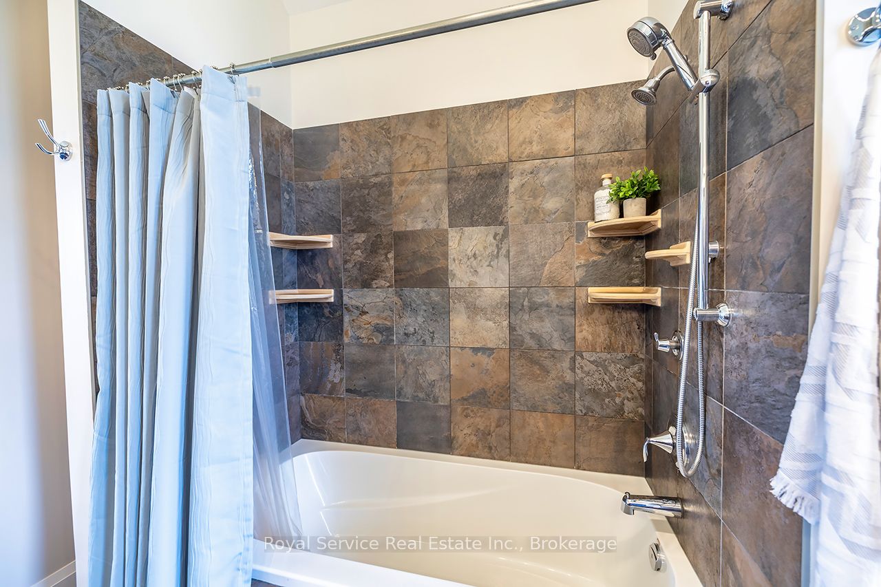709 Carveth Drive Property Photo 22