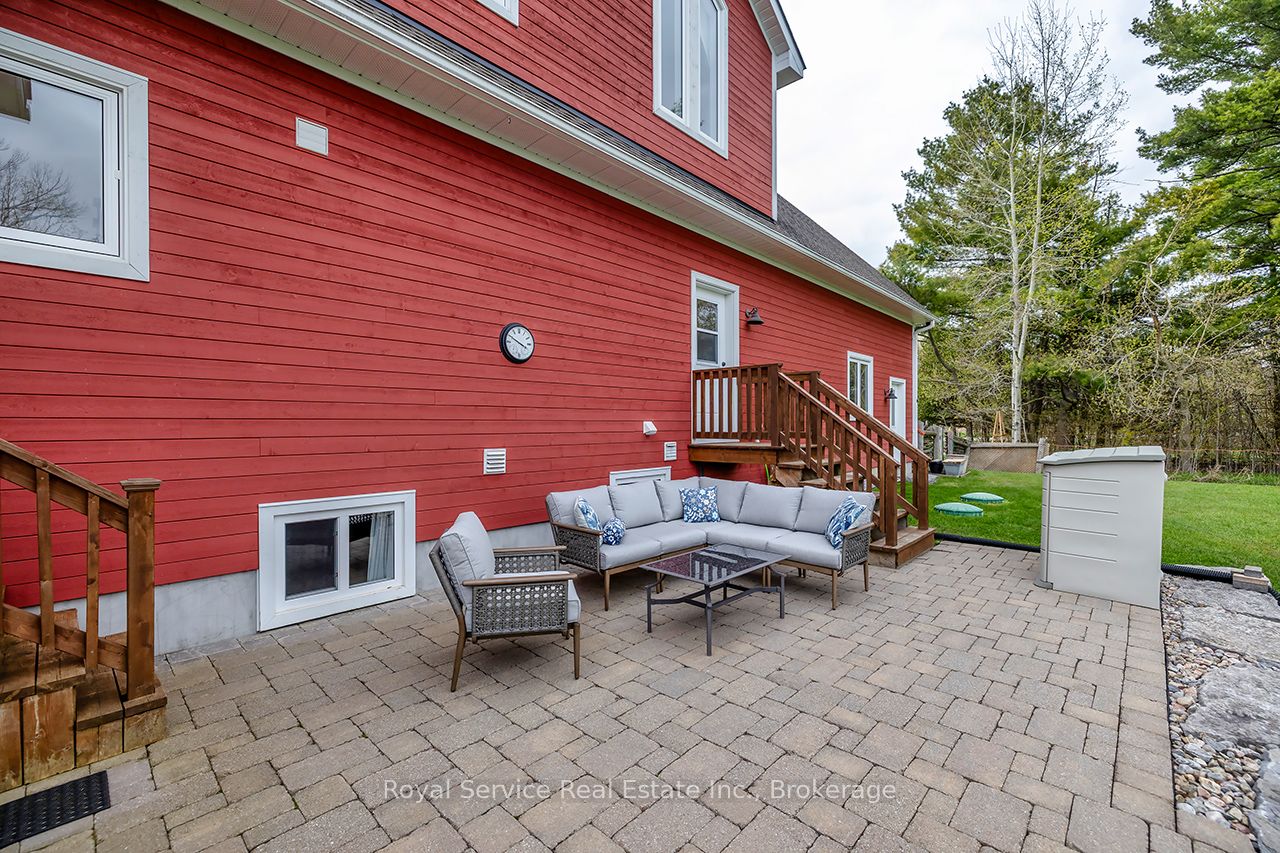 709 Carveth Drive Property Photo 35