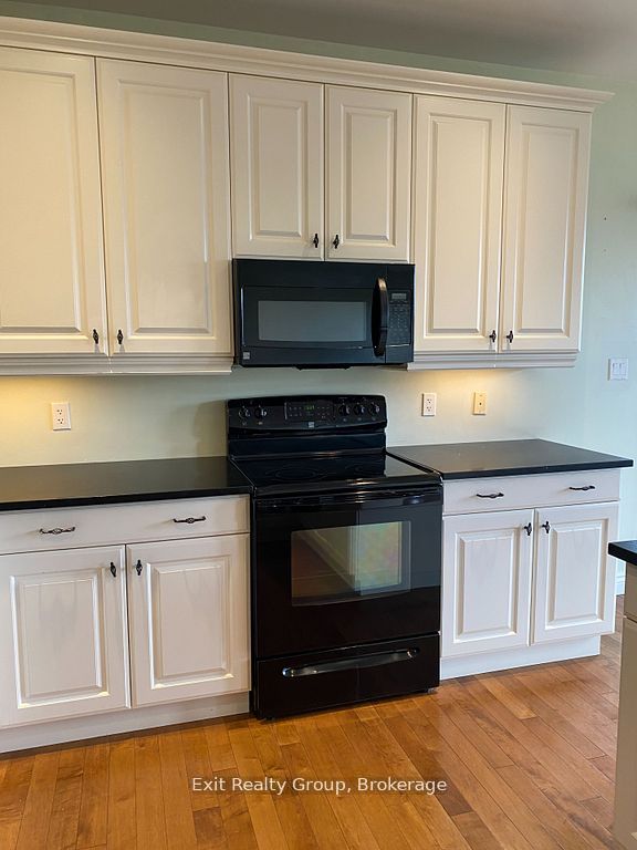 18100 Telephone Road Property Photo 6