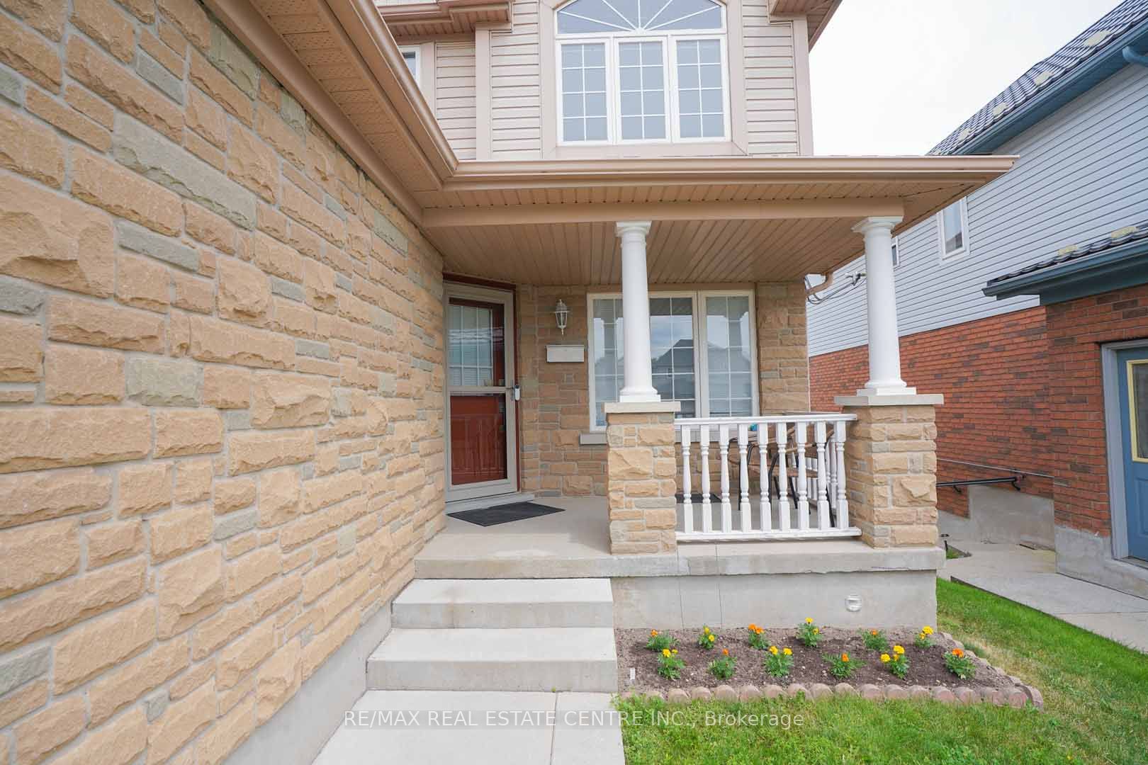 187 Adler Drive Property Photo 3