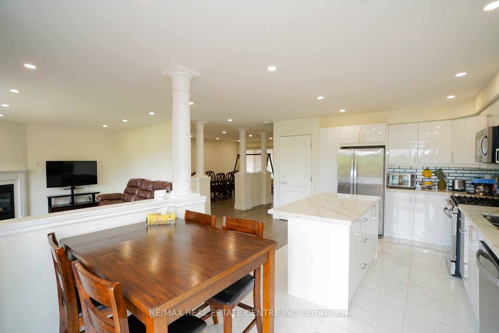 187 Adler Drive Property Photo 18