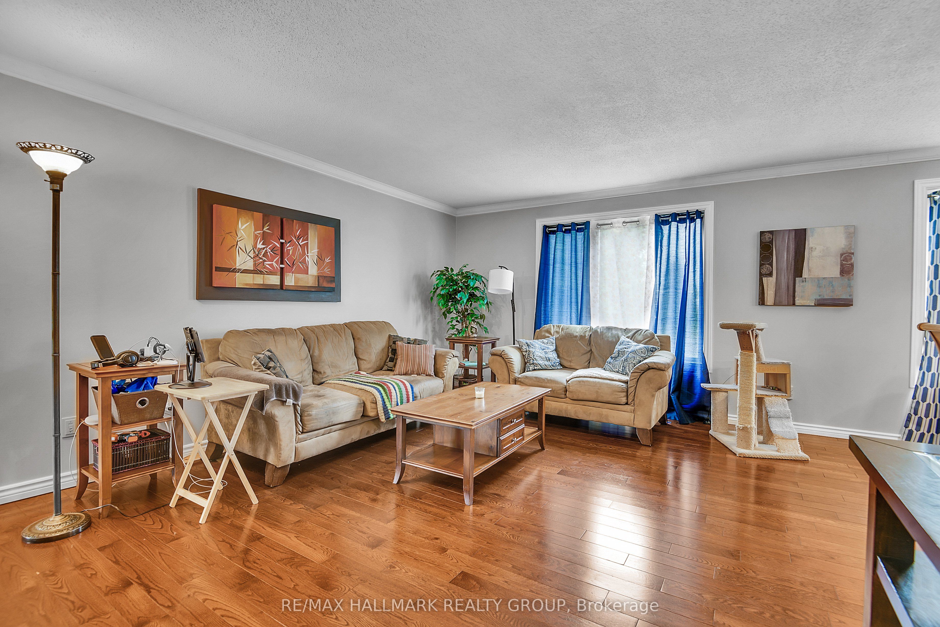 7 Daze Street Property Photo 6