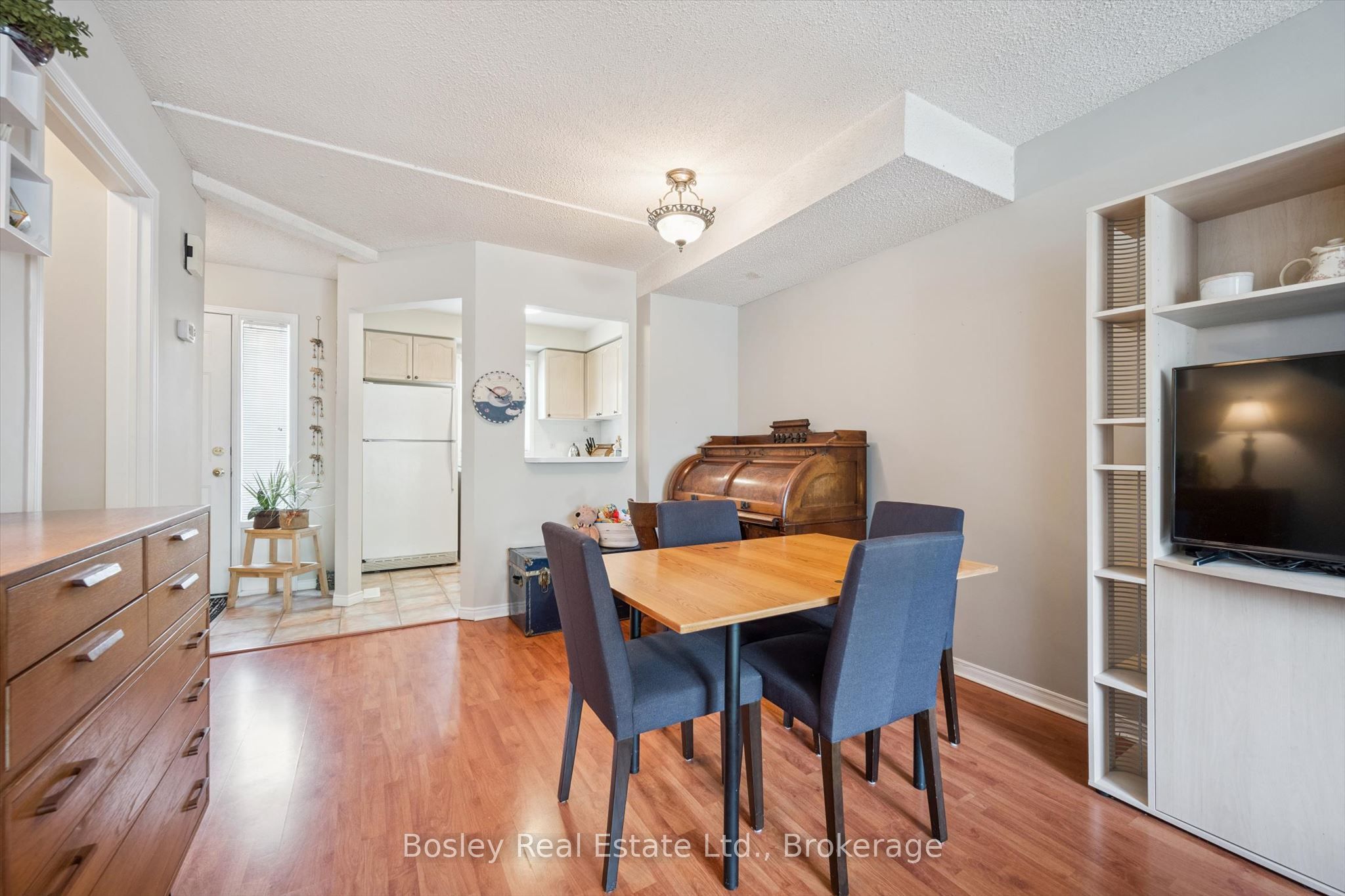 459 Beechwood Place 21 Property Photo 5