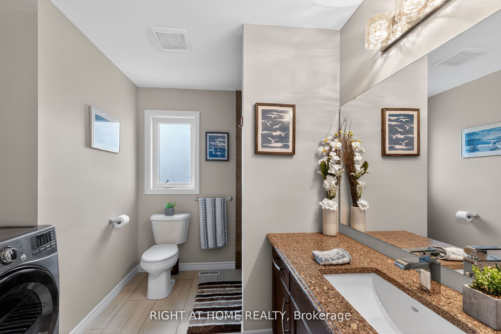 190 Emery Street Property Photo 19