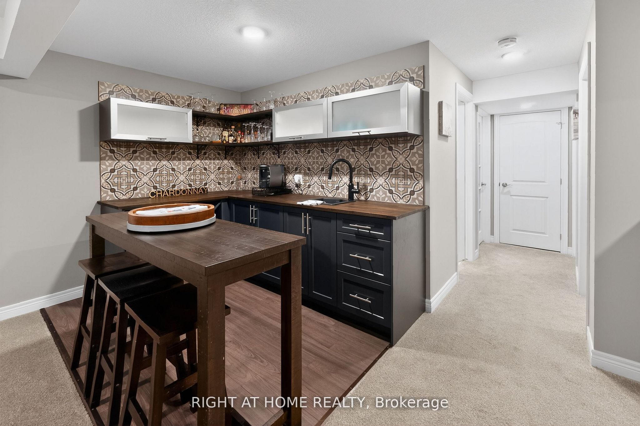 190 Emery Street Property Photo 29
