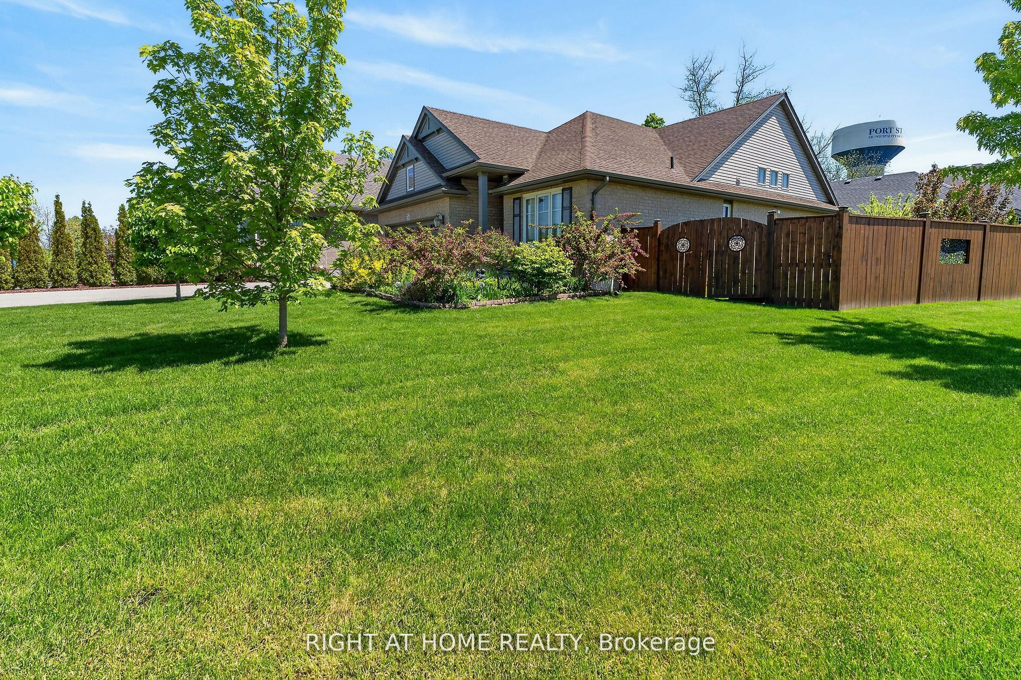 190 Emery Street Property Photo 50