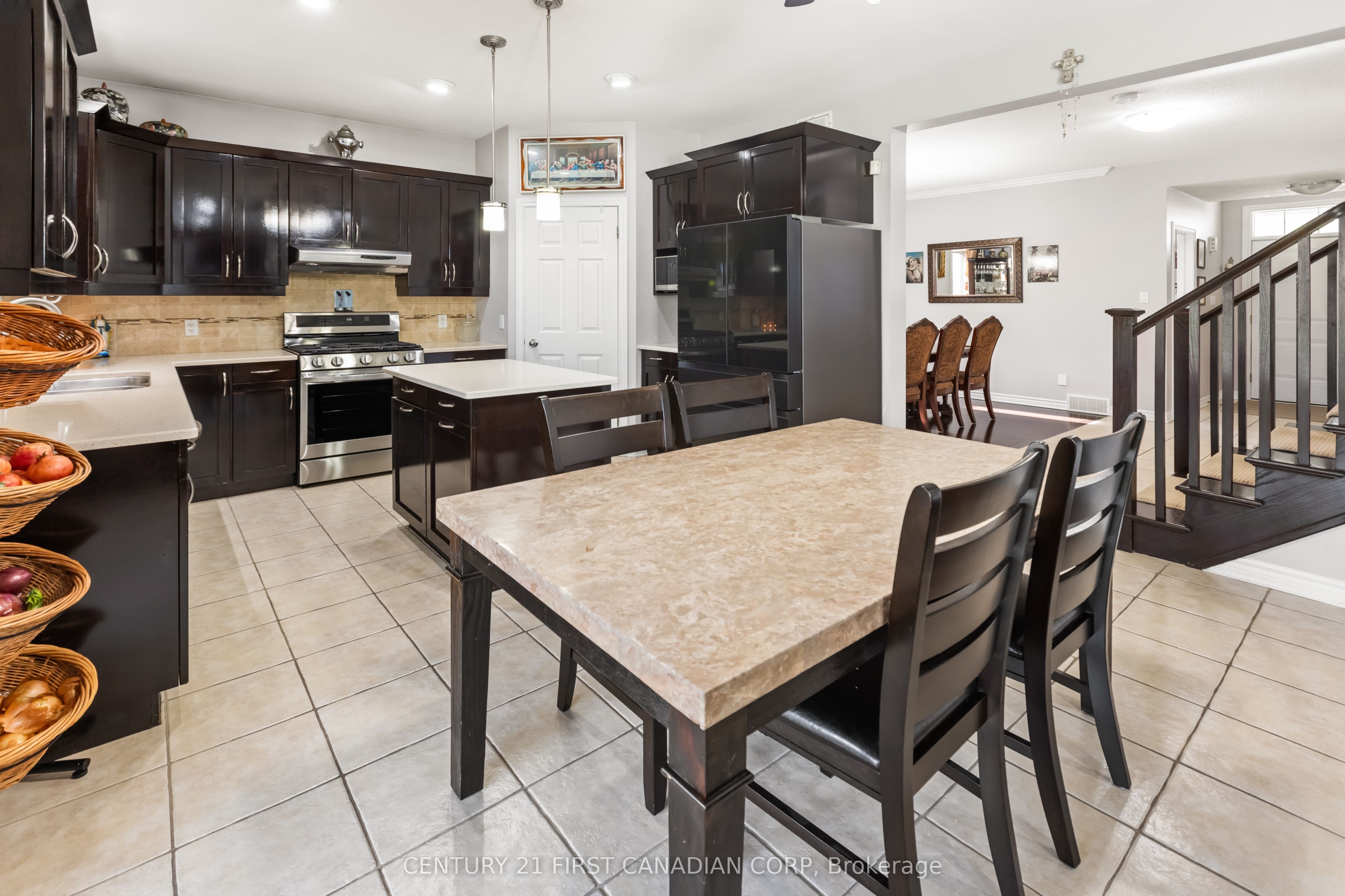 1479 Sandpiper Drive E Property Photo 9