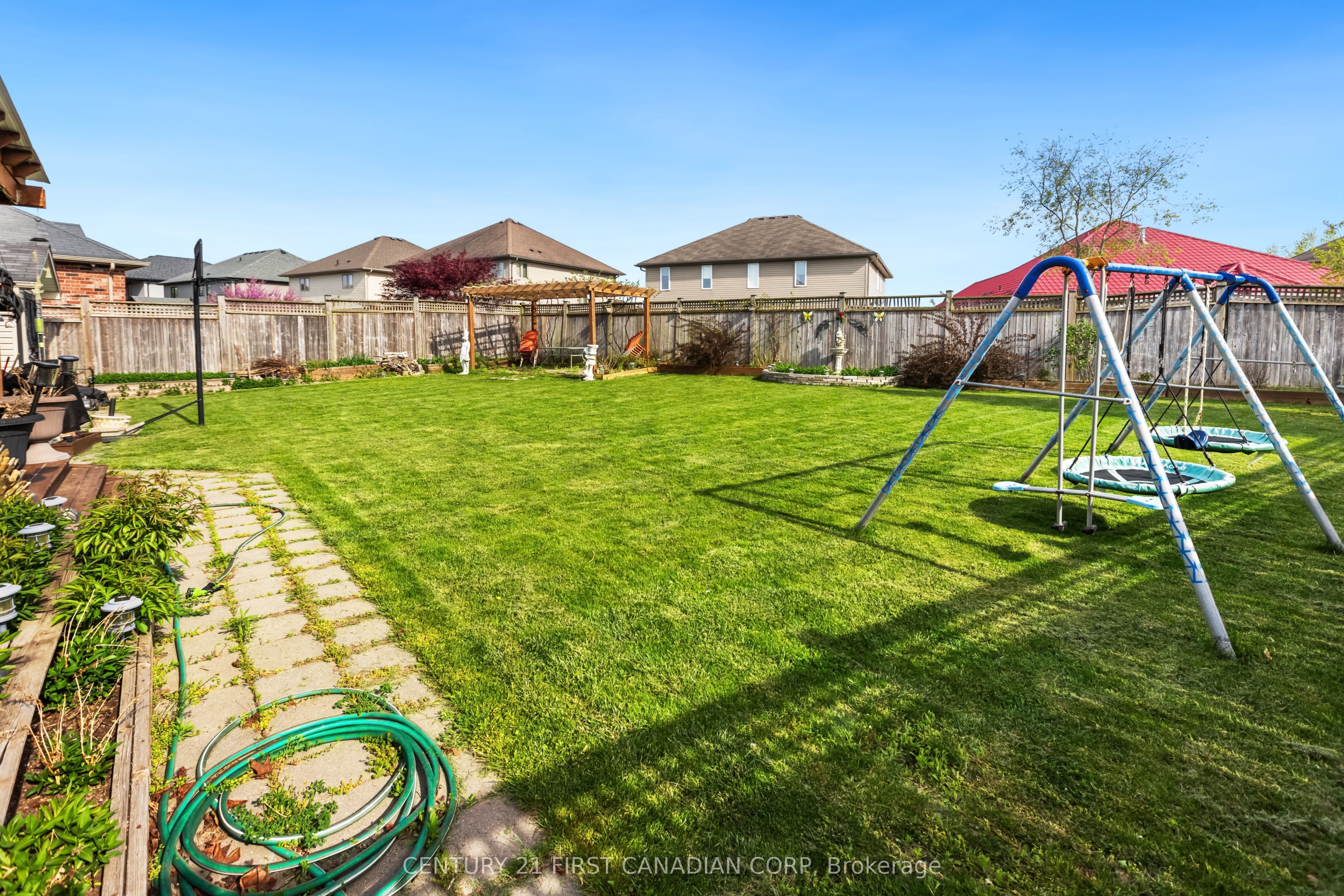 1479 Sandpiper Drive E Property Photo 34