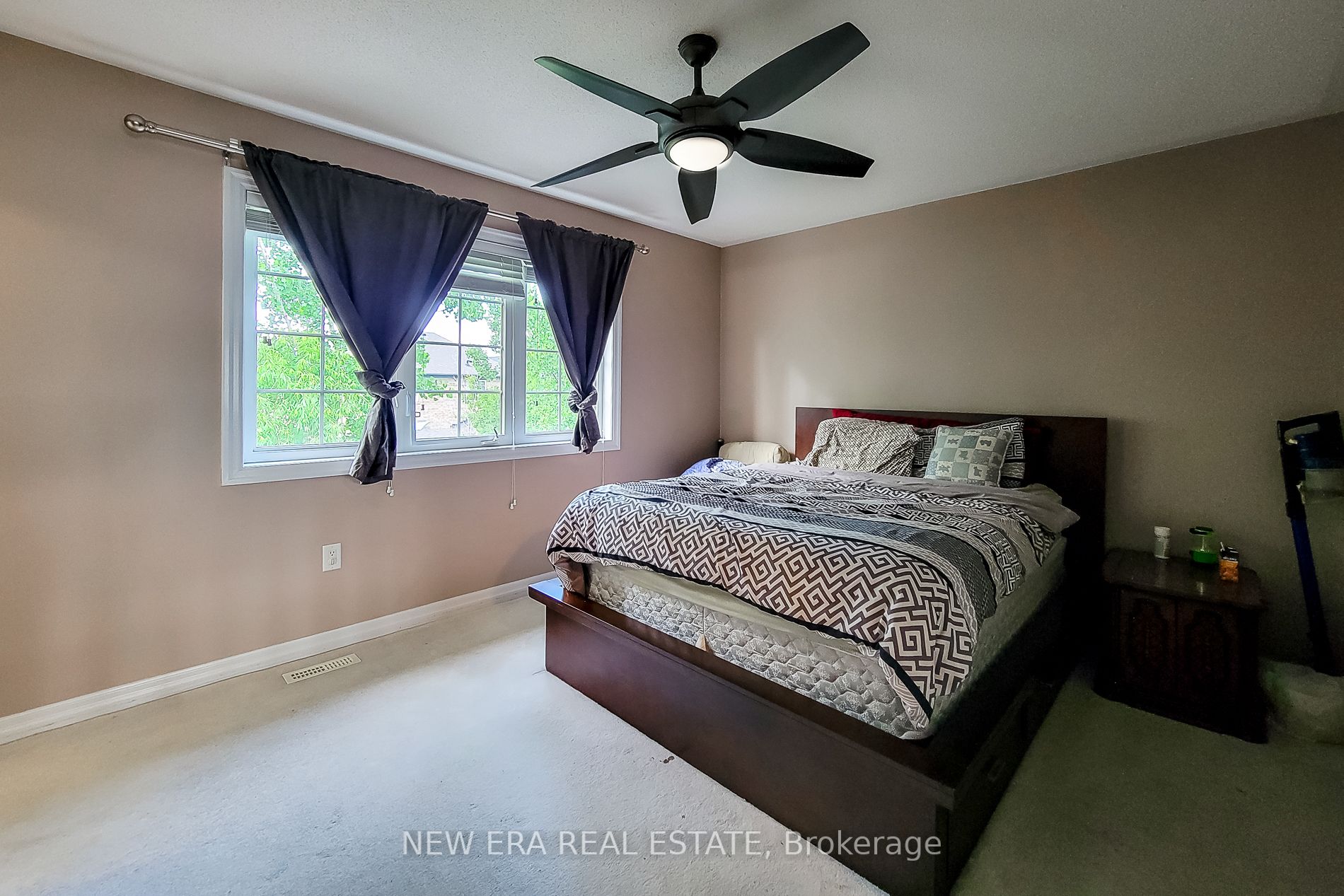 128 Montreal Circle Property Photo 28