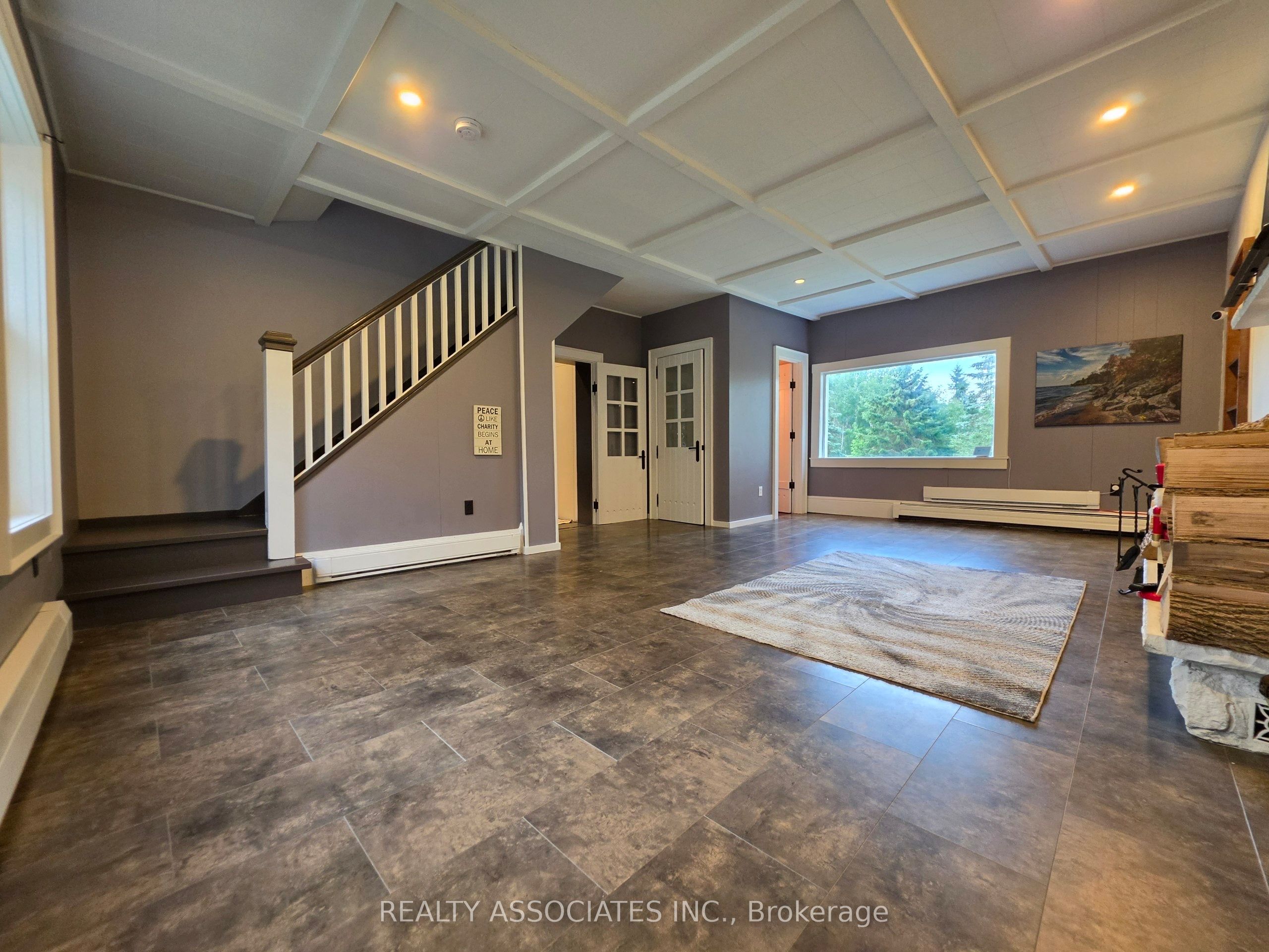 486289 30th Side Road Property Photo 13