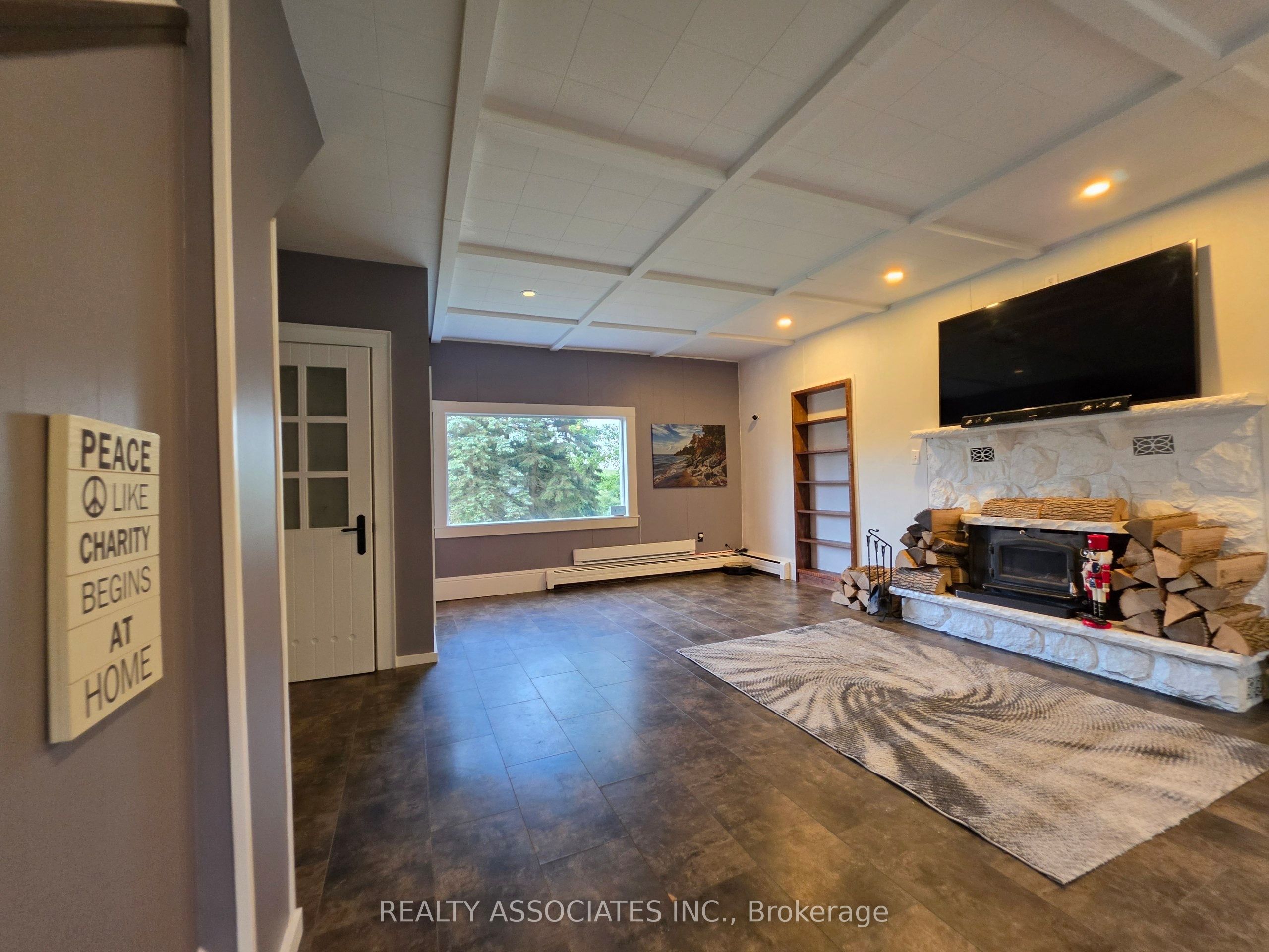 486289 30th Side Road Property Photo 14